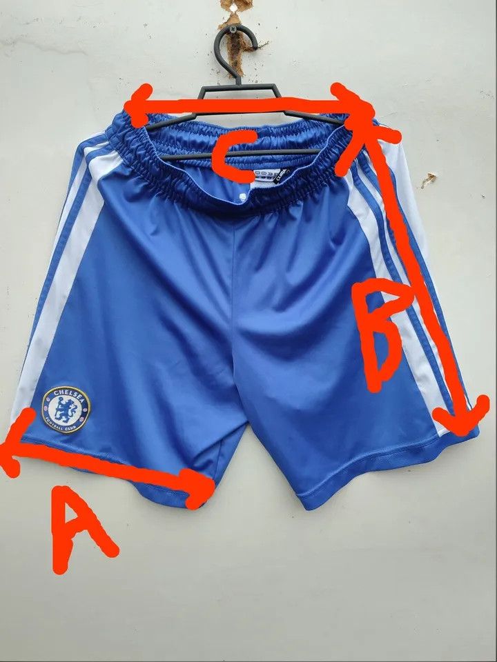 Chelsea Soccer Chelsea FC 2011-12 HOME FOOTBALL Shorts size L Size US 32 / EU 48 - 7 Thumbnail