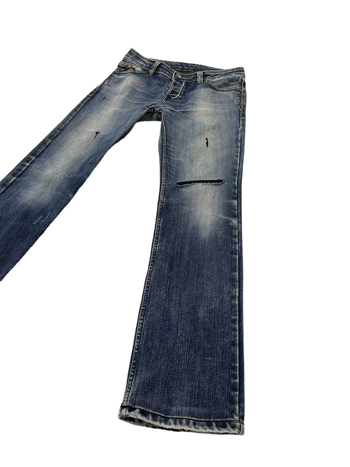 John Varvatos Slim Jeans John Varvatos Distress Denim 8🟦7 Size US 32 / EU 48 - 12 Thumbnail