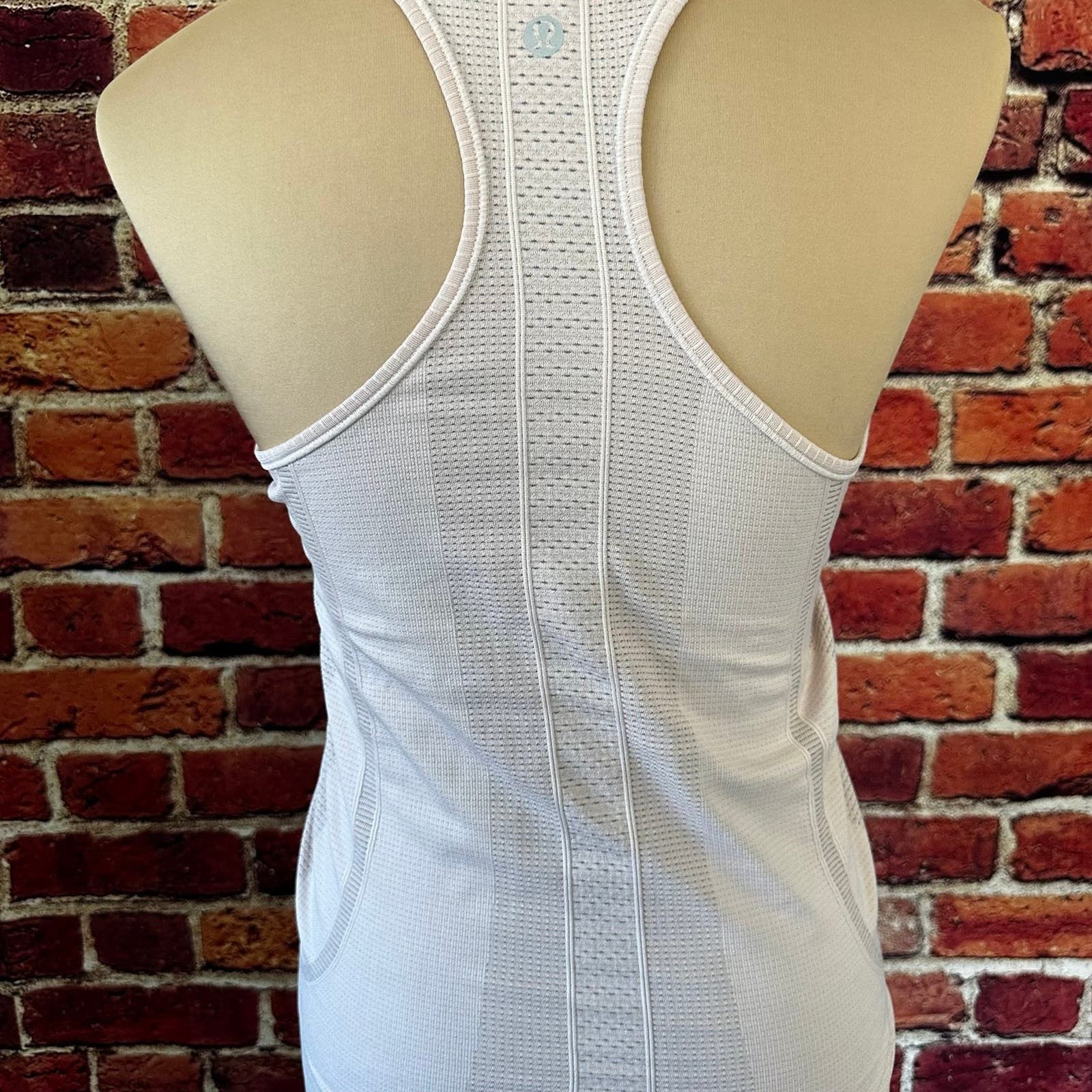 Lululemon Lululemon Tank Top Size S / US 4 / IT 40 - 5 Thumbnail