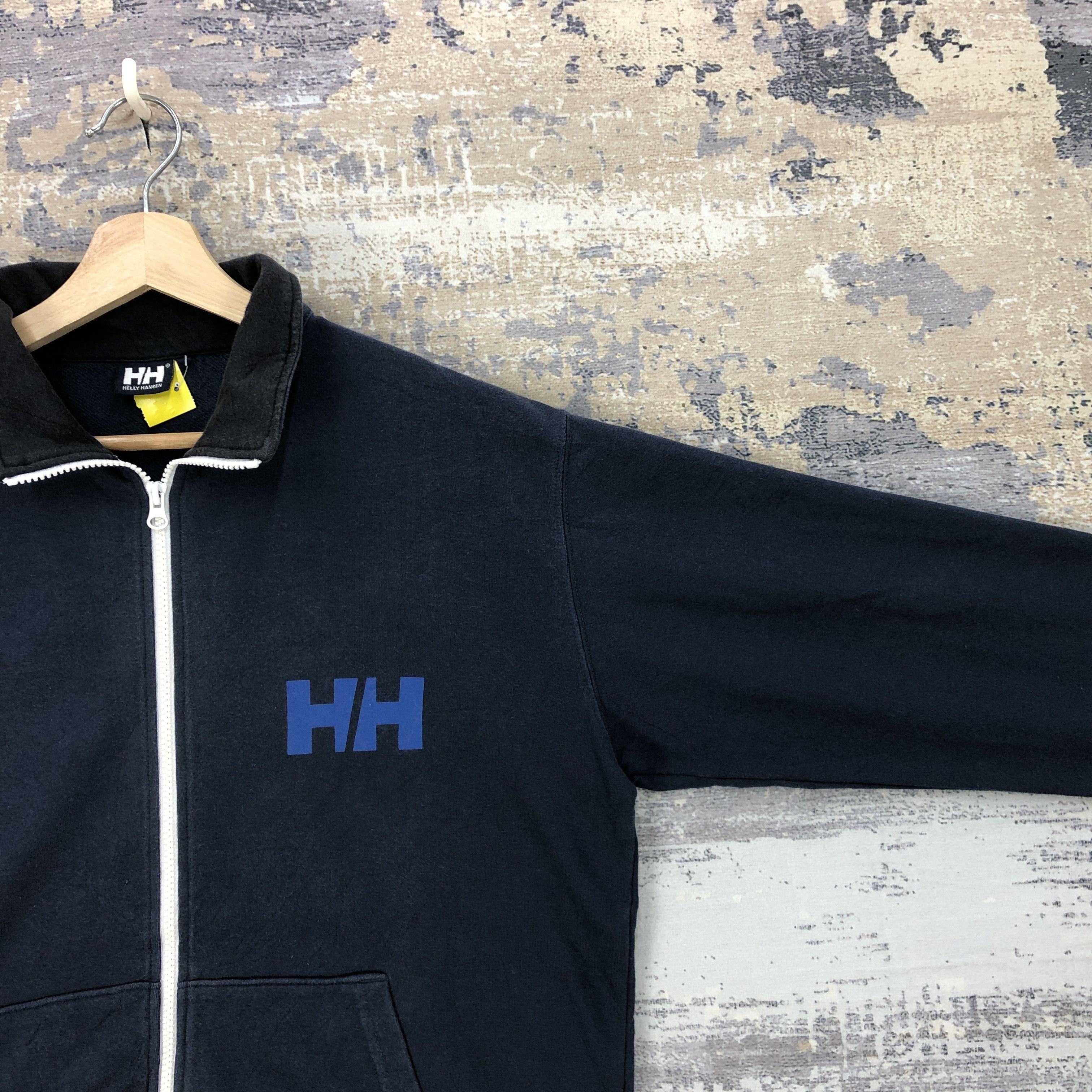 Helly Hansen Vintage Y2K Helly Hansen Sweater Sportswear Sweatshirt Size US L / EU 52-54 / 3 - 7 Thumbnail