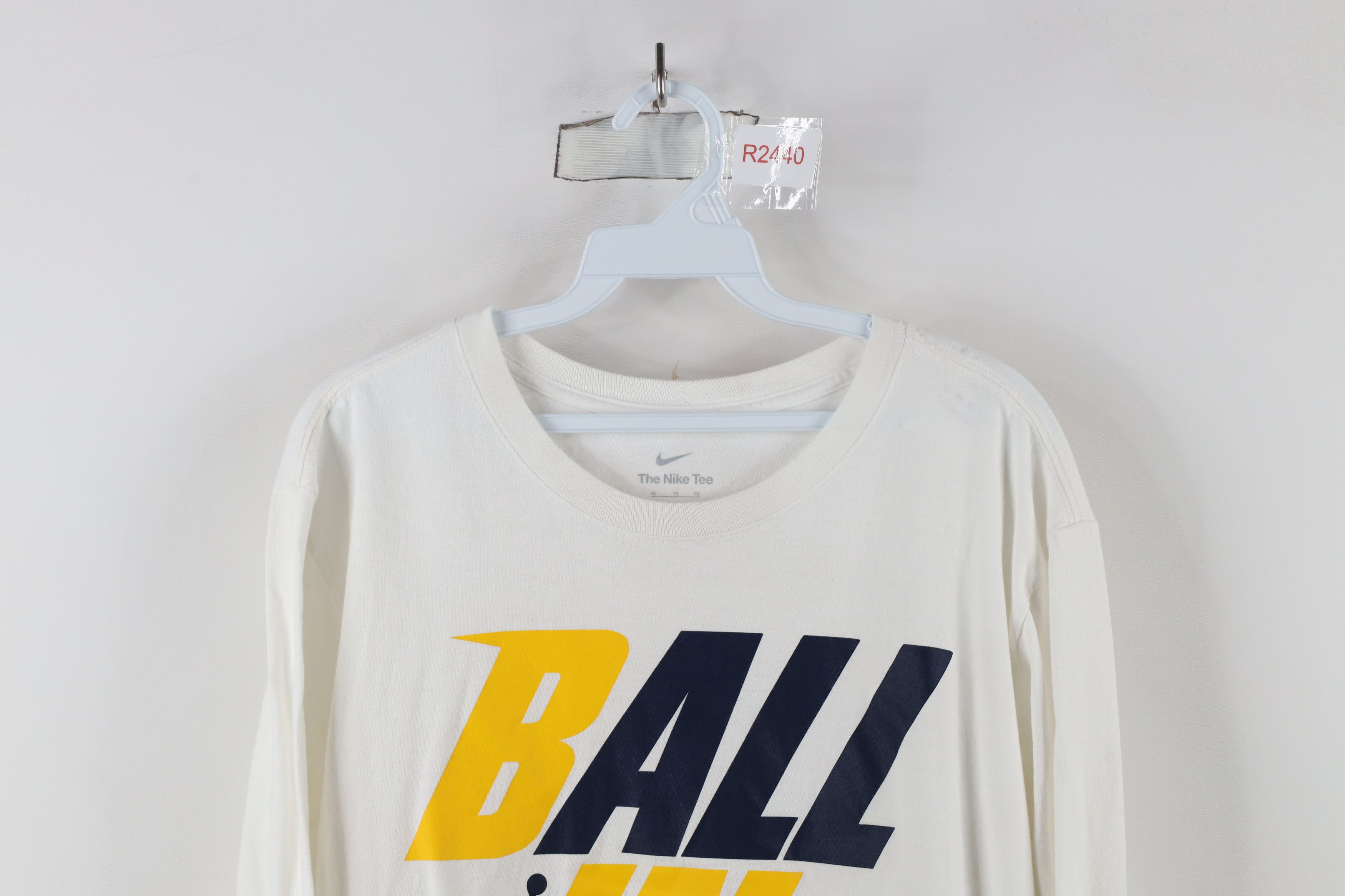 Nike × Vintage Nike University of Michigan Basketball Long Sleeve T-Shirt Size US XL / EU 56 / 4 - 2 Thumbnail