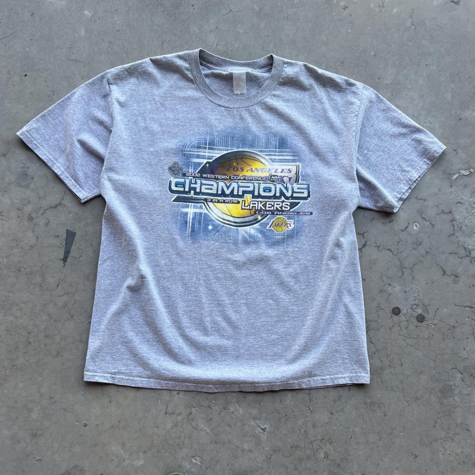 Designer 2002 Lakers Champs Vintage Rare Size US XL / EU 56 / 4 - 1 Thumbnail