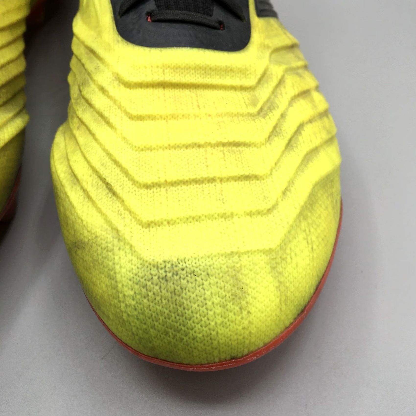 Adidas adidas Predator 18.1 FG Soccer Cleats Mens 12 Yellow Solar Yellow Predator 18.1 DB2037 Shoes Cleats Football Football Cleats Mens Size US 12 / EU 45 - 3 Thumbnail