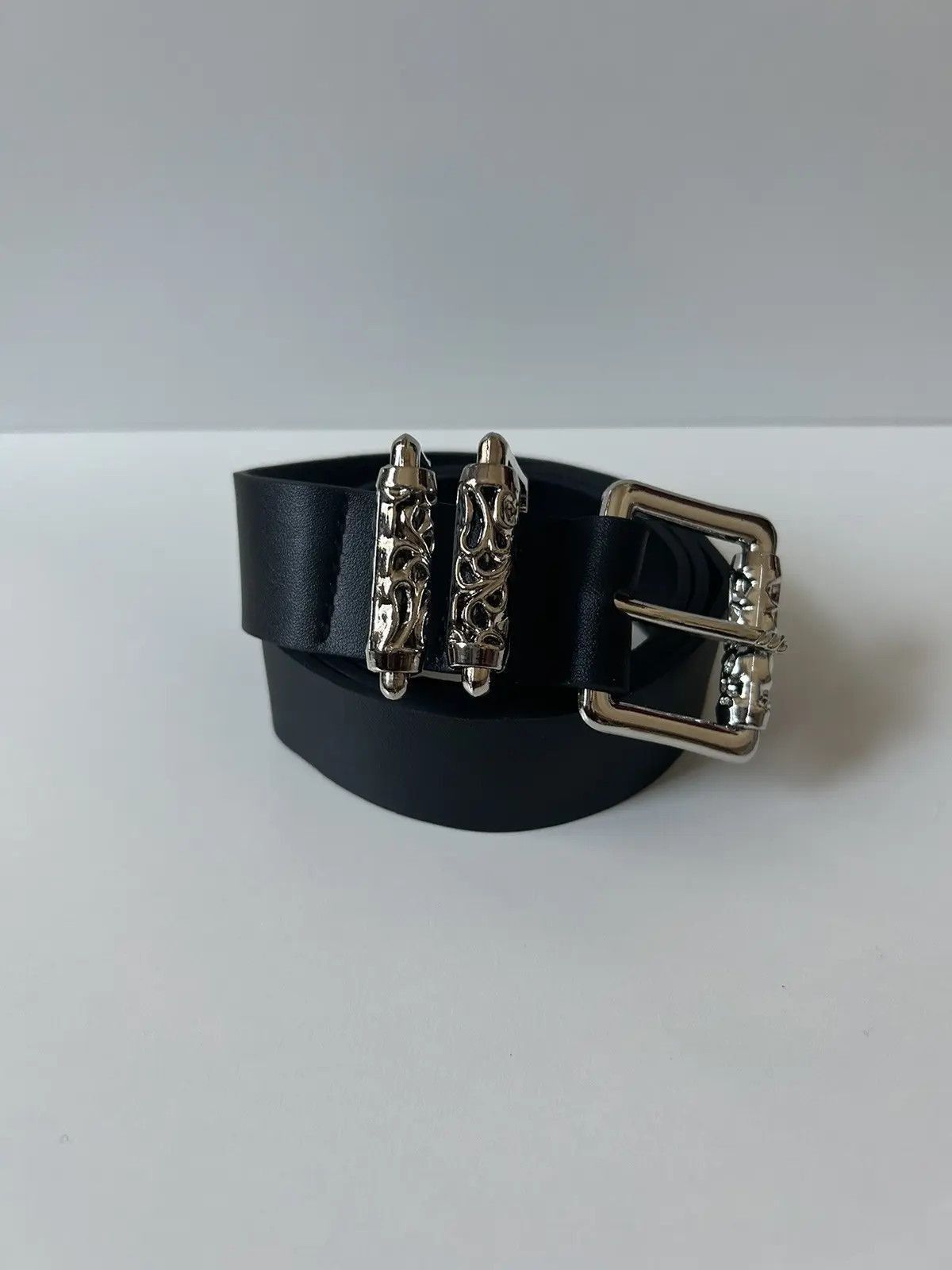 Japanese Brand Y2K 2000s Silver cross futuristic black roller belt Size ONE SIZE - 6 Thumbnail