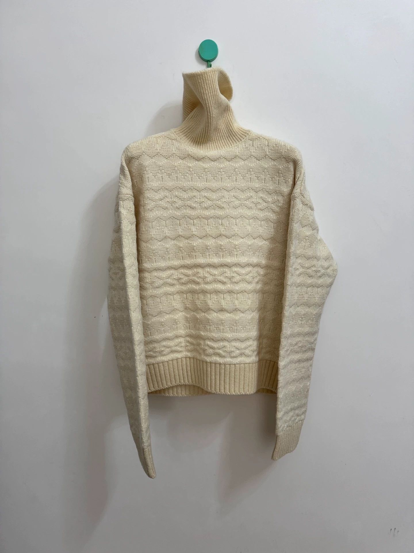 Takahiromiyashita The Soloist. TAKAHIROMIYASHITA THE soloist 46 elastic sweaters Size US S / EU 44-46 / 1 - 3 Thumbnail