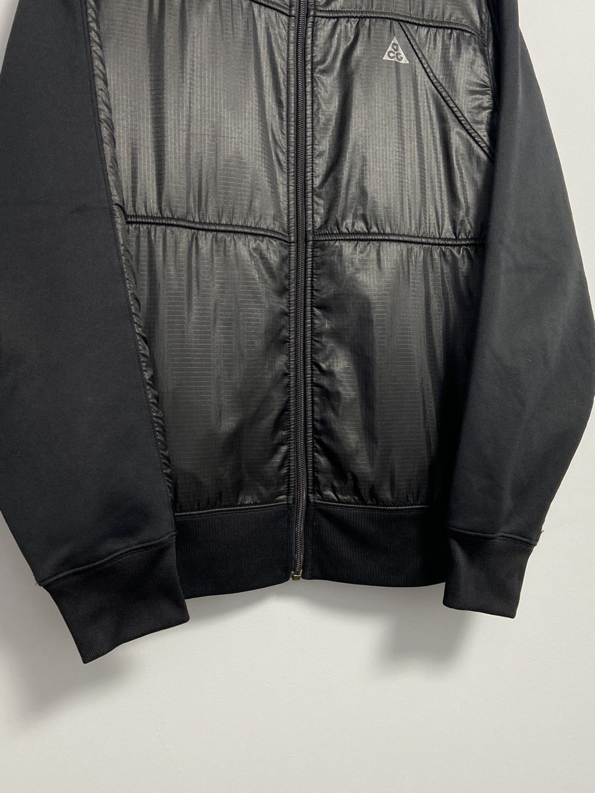 Vintage Nike ACG Vintage y2k style track top jacket Size US L / EU 52-54 / 3 - 3 Thumbnail