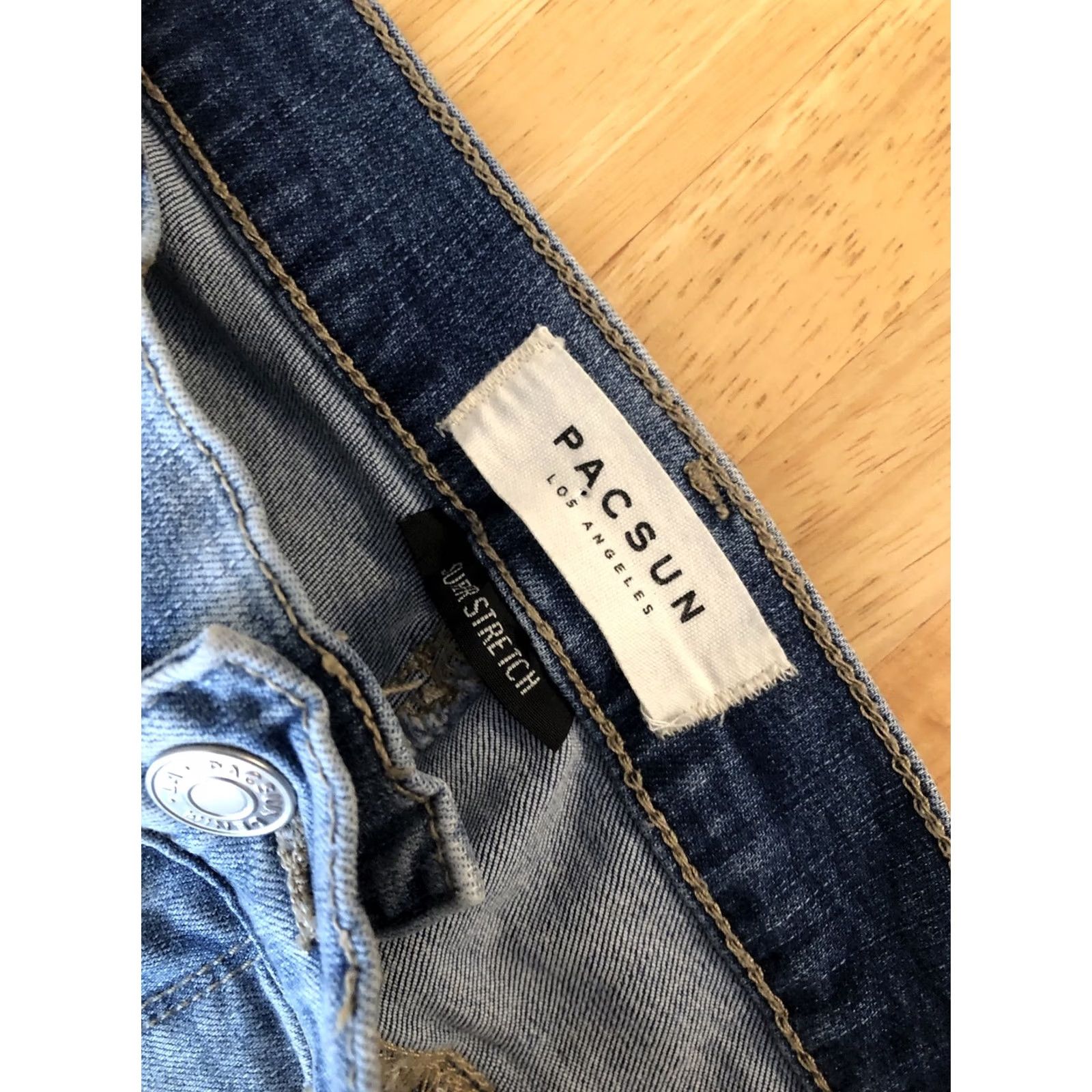 Pacsun Pacsun Floral embroidered Mid Rise Ankle Jegging Slim Fit 28x26 Denim Blue 28 in Light Wash 5-Pocket Womens Size 28" / US 6 / IT 42 - 2 Thumbnail