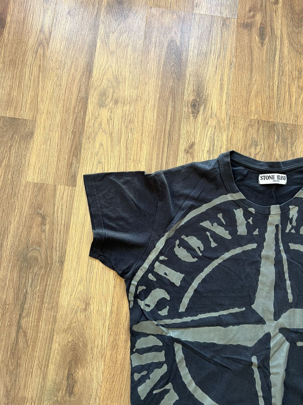 Stone Island Stone Island Glow-in-the-Dark Compass T-Shirt –Black/Size L Size US L / EU 52-54 / 3 - 3 Thumbnail