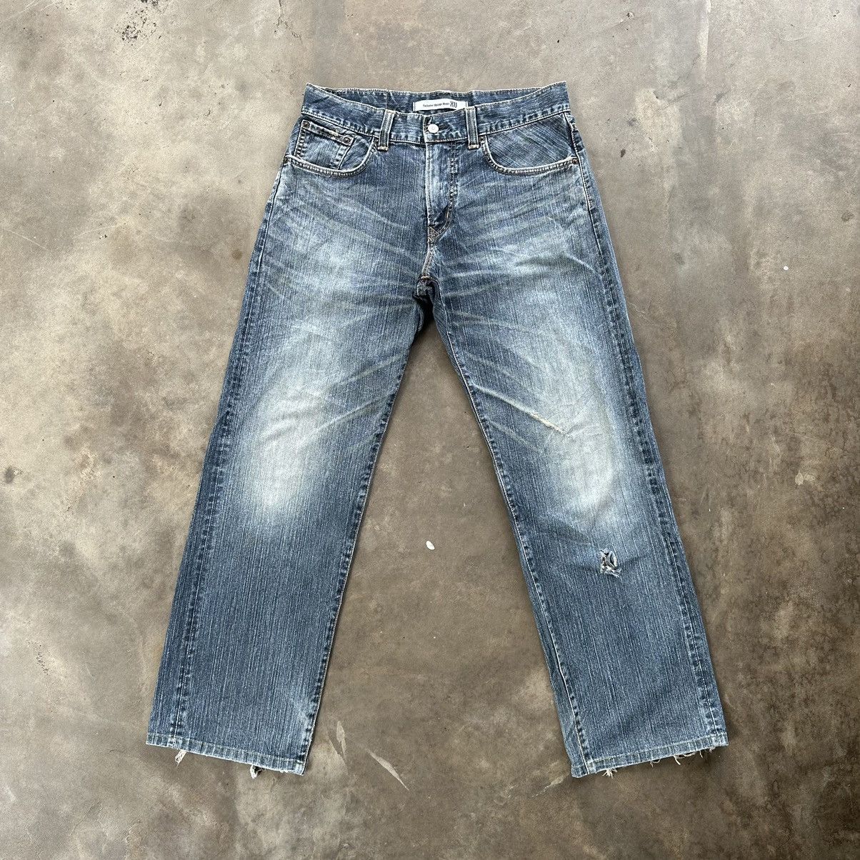 Japanese Brand Vintage Edwin Distressed Faded Denim Jean Pant W34 Size US 34 / EU 50 - 1 Thumbnail