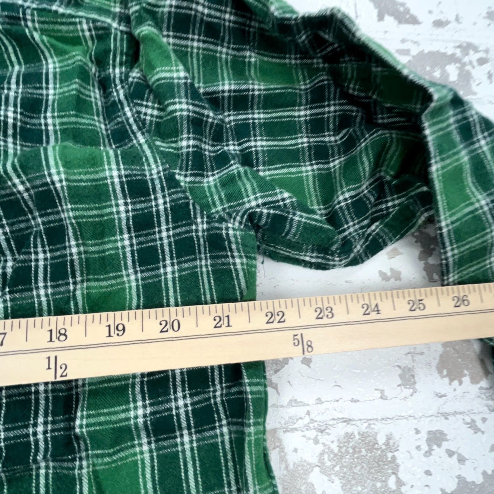 Vintage LL Bean Shirt Men Medium Green Flannel Button Up Plaid Traditional Fit Camp Size US M / EU 48-50 / 2 - 7 Thumbnail