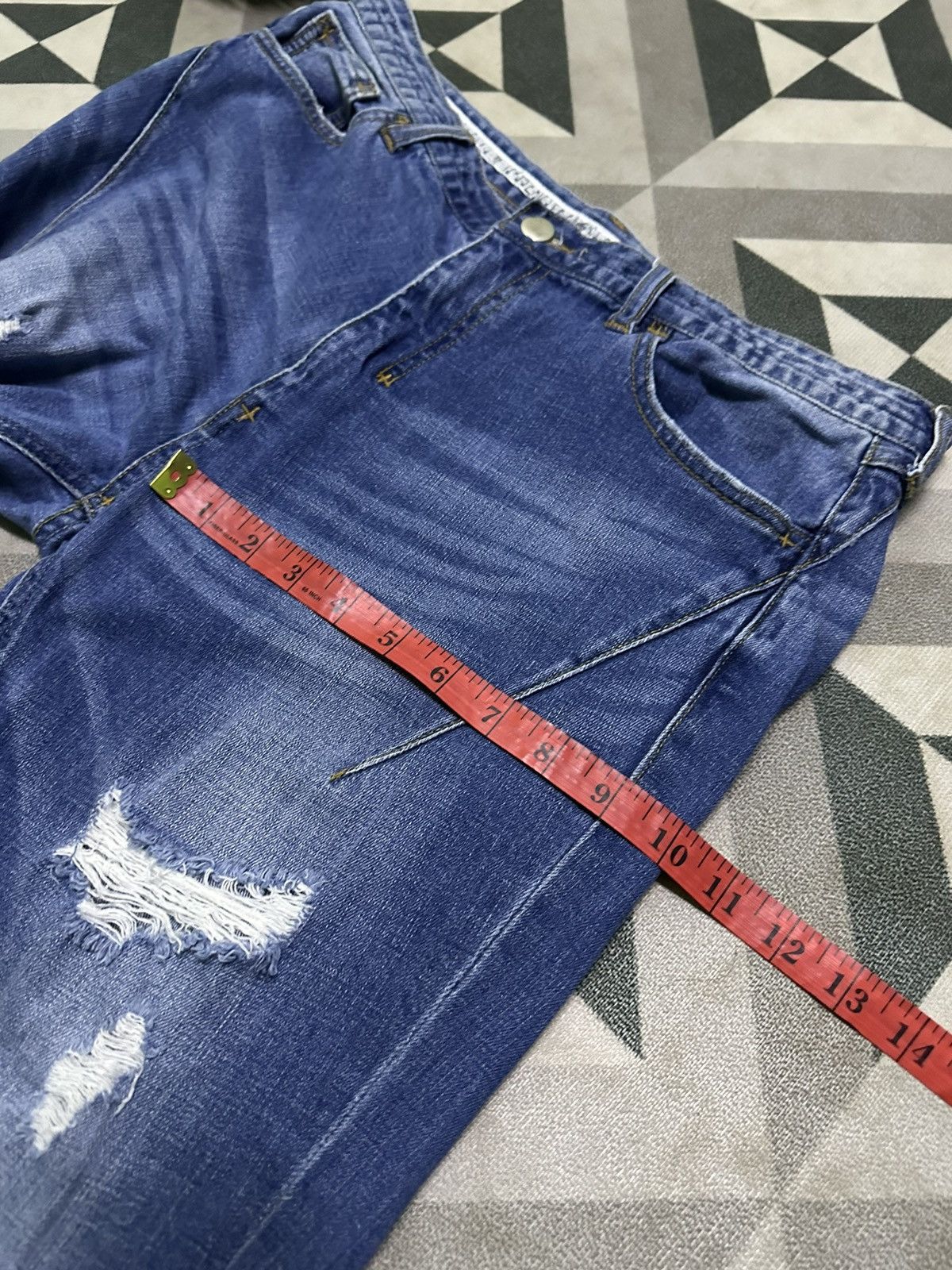 Number (N)ine Number nine distressed style denim jeans Size US 31 - 15 Thumbnail