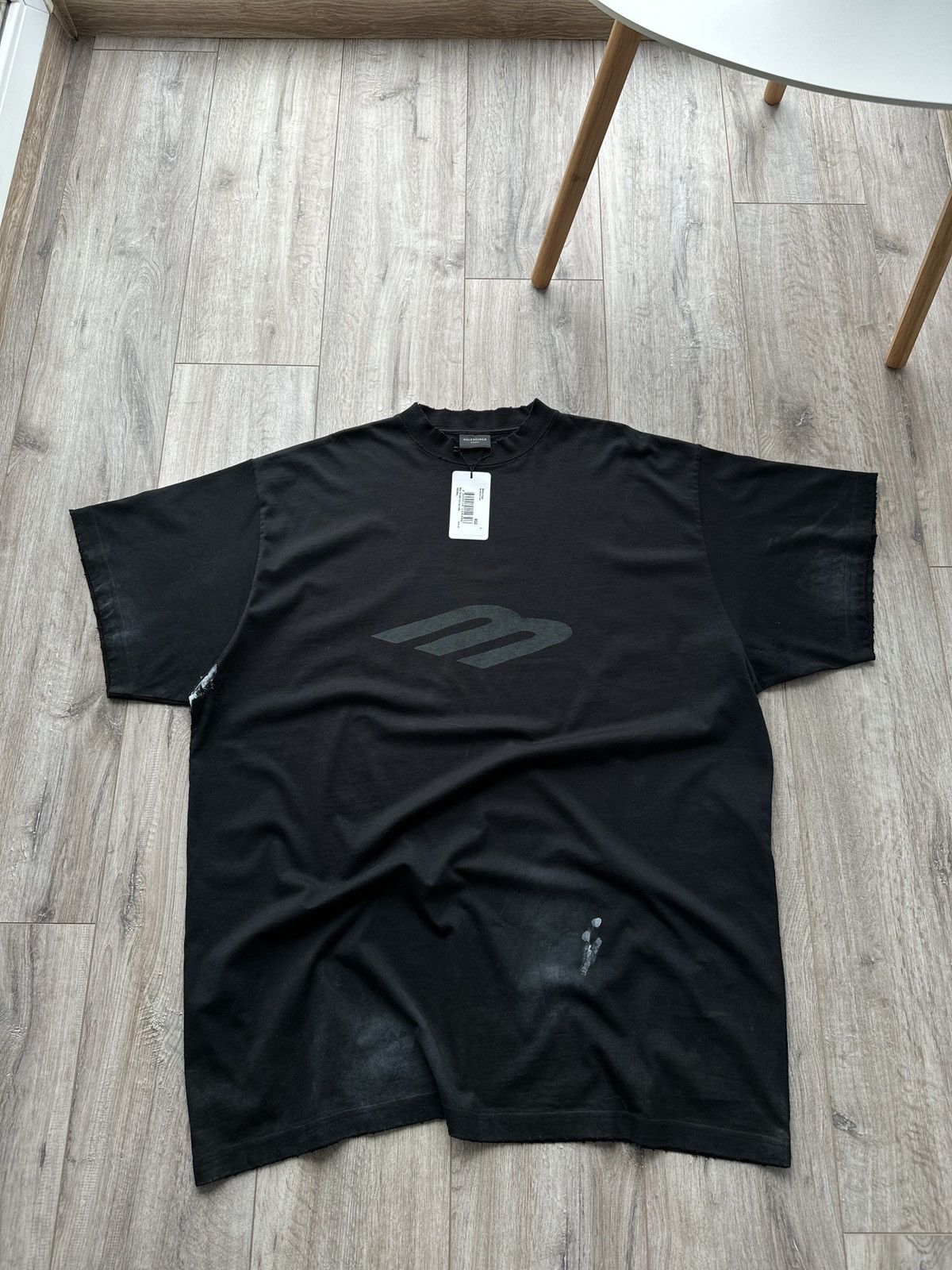 Balenciaga NEW‼️ 3B “2024 collection “ New T shirt Oversized fit Size US L / EU 52-54 / 3 - 3 Thumbnail
