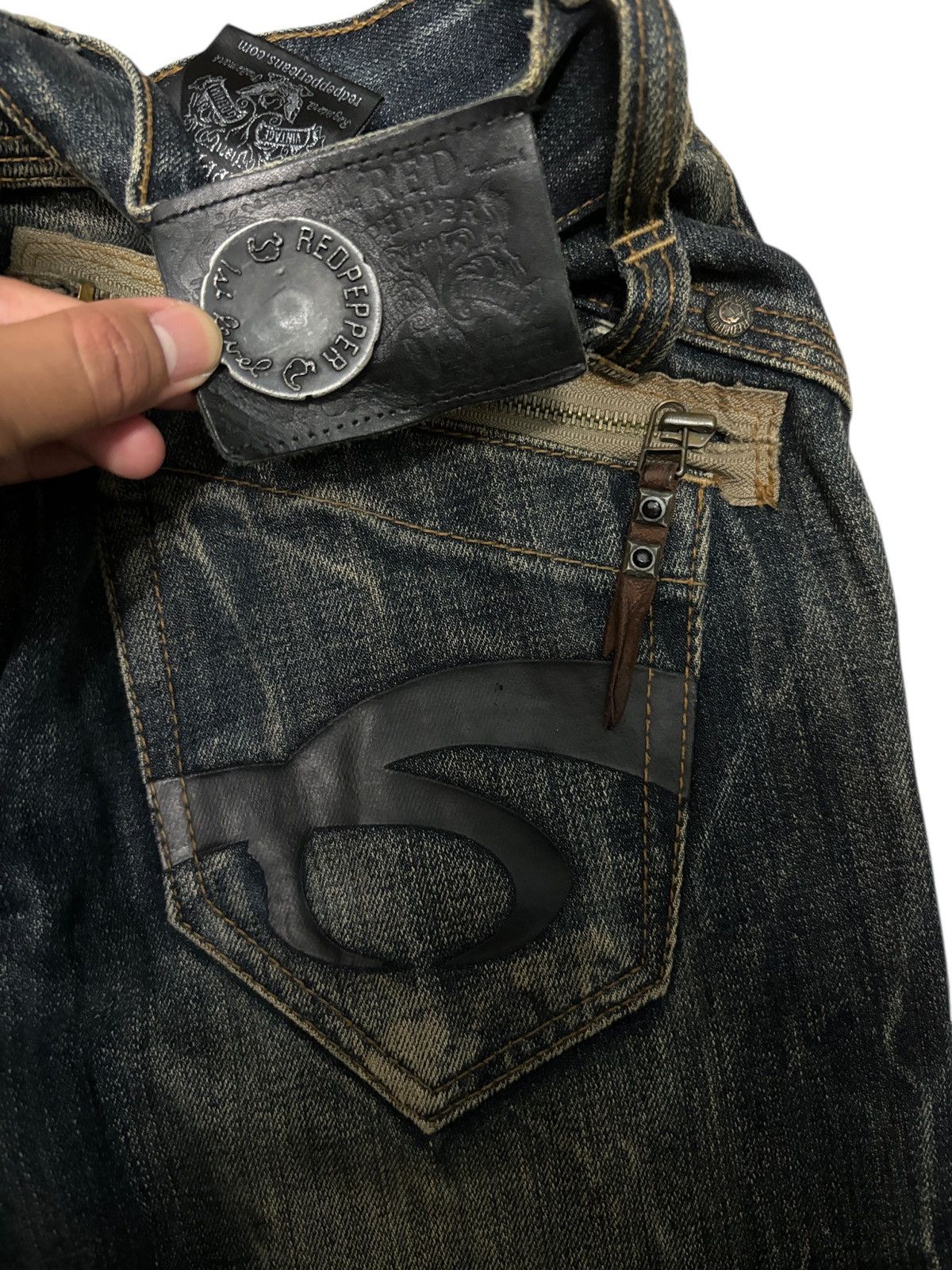 Japanese Brand Y2K Red Pepper Flare Denim Jeans Size US 32 / EU 48 - 3 Thumbnail