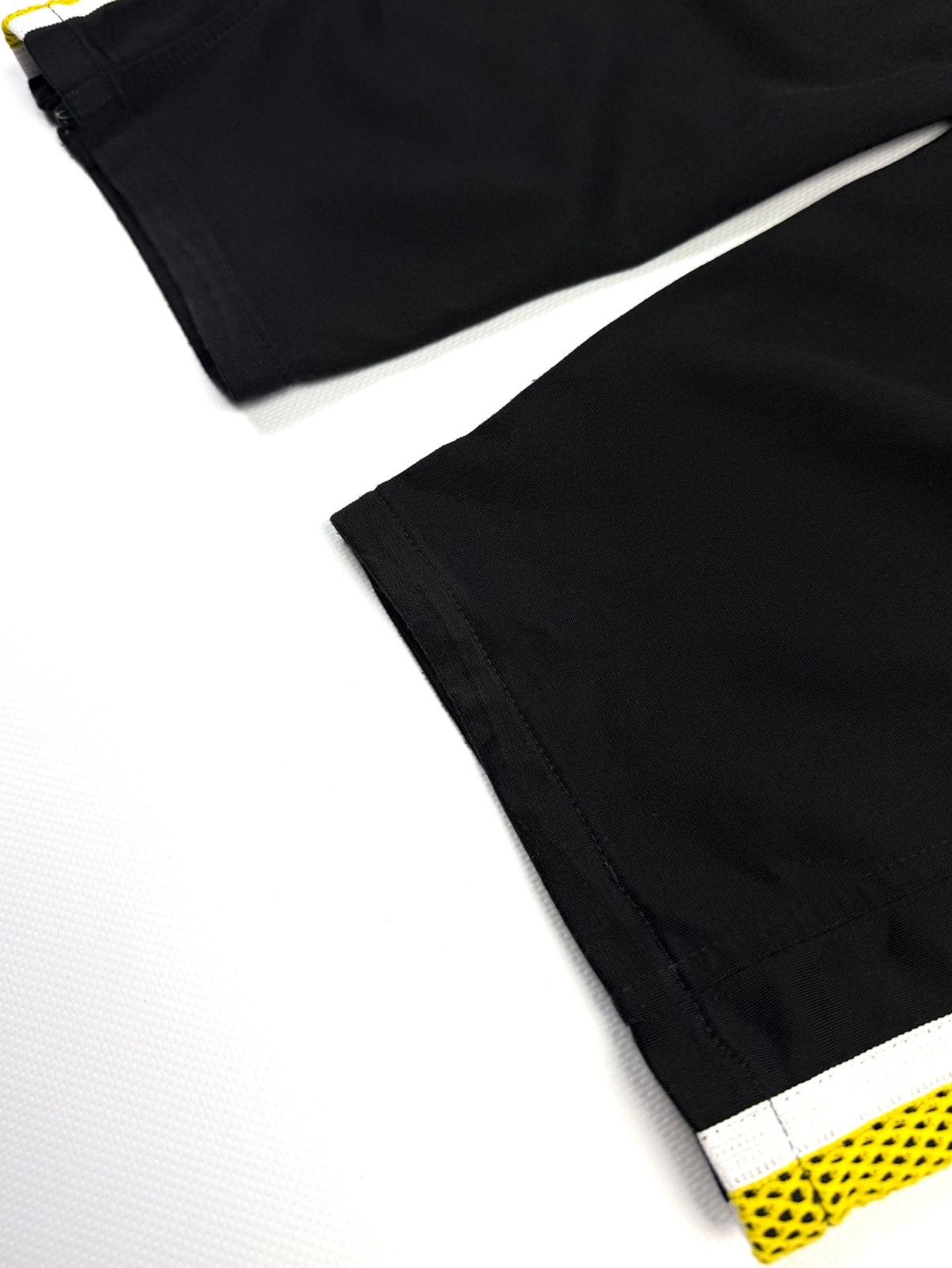 Nike Nike 90s Vintage Black Tracksuit Set Jacket Pants Y2K Retro Size US L / EU 52-54 / 3 - 20 Thumbnail