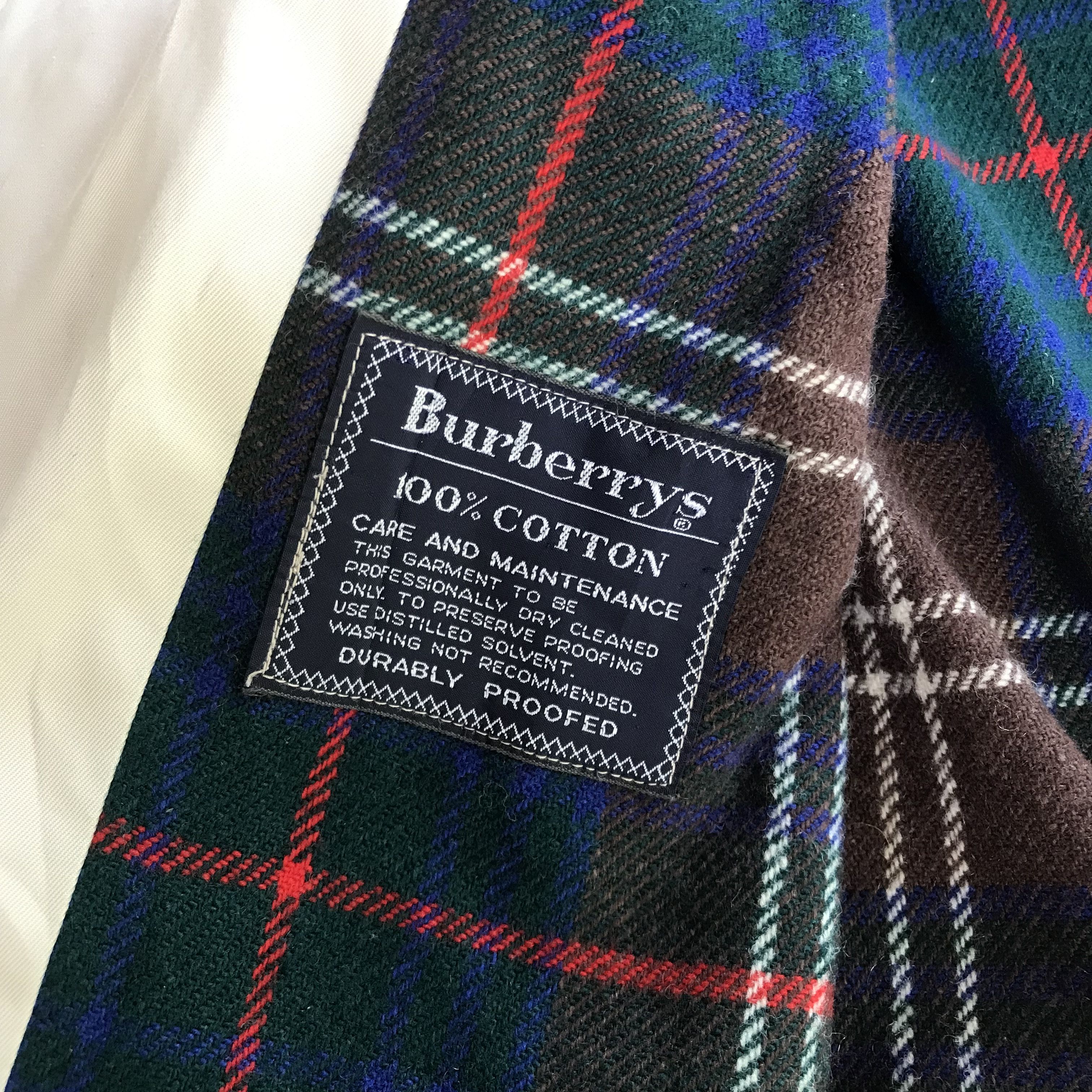 Burberry Vintage 90s Burberry Jacket Nova Check/ Small Size Size US S / EU 44-46 / 1 - 12 Thumbnail