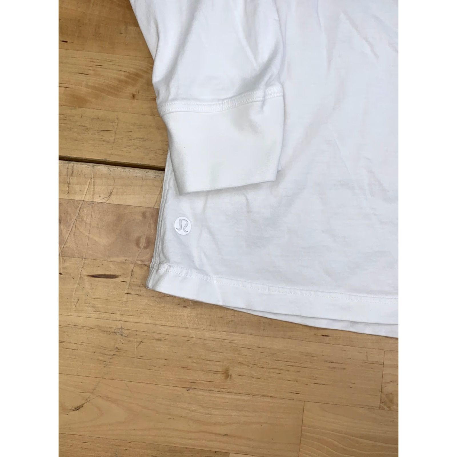 Lululemon Lululemon All Yours Long Sleeve Top Women 4 White Casual Activewear 13002 Size S / US 4 / IT 40 - 7 Thumbnail