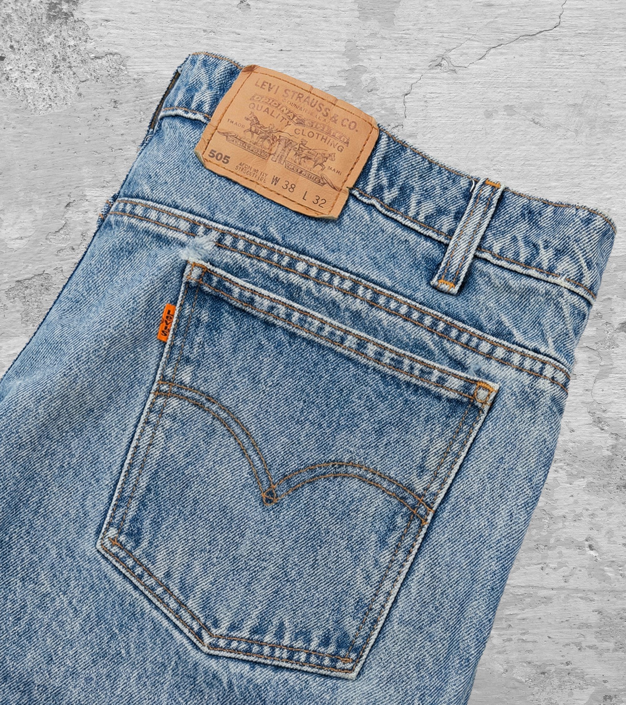 Levi's Levi’s 505 Orange Tab Straight Leg Jeans (W38 L32) Size US 38 / EU 54 - 3 Thumbnail