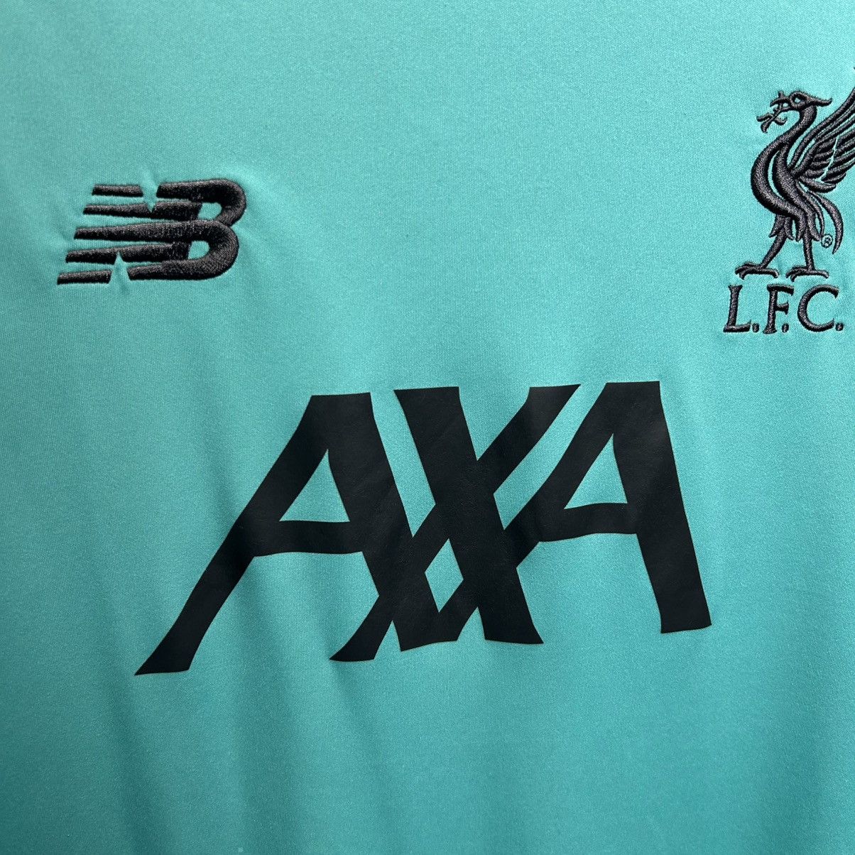 New Balance Mens New Balance Liverpool Training soccer jersey size L Size US L / EU 52-54 / 3 - 5 Thumbnail