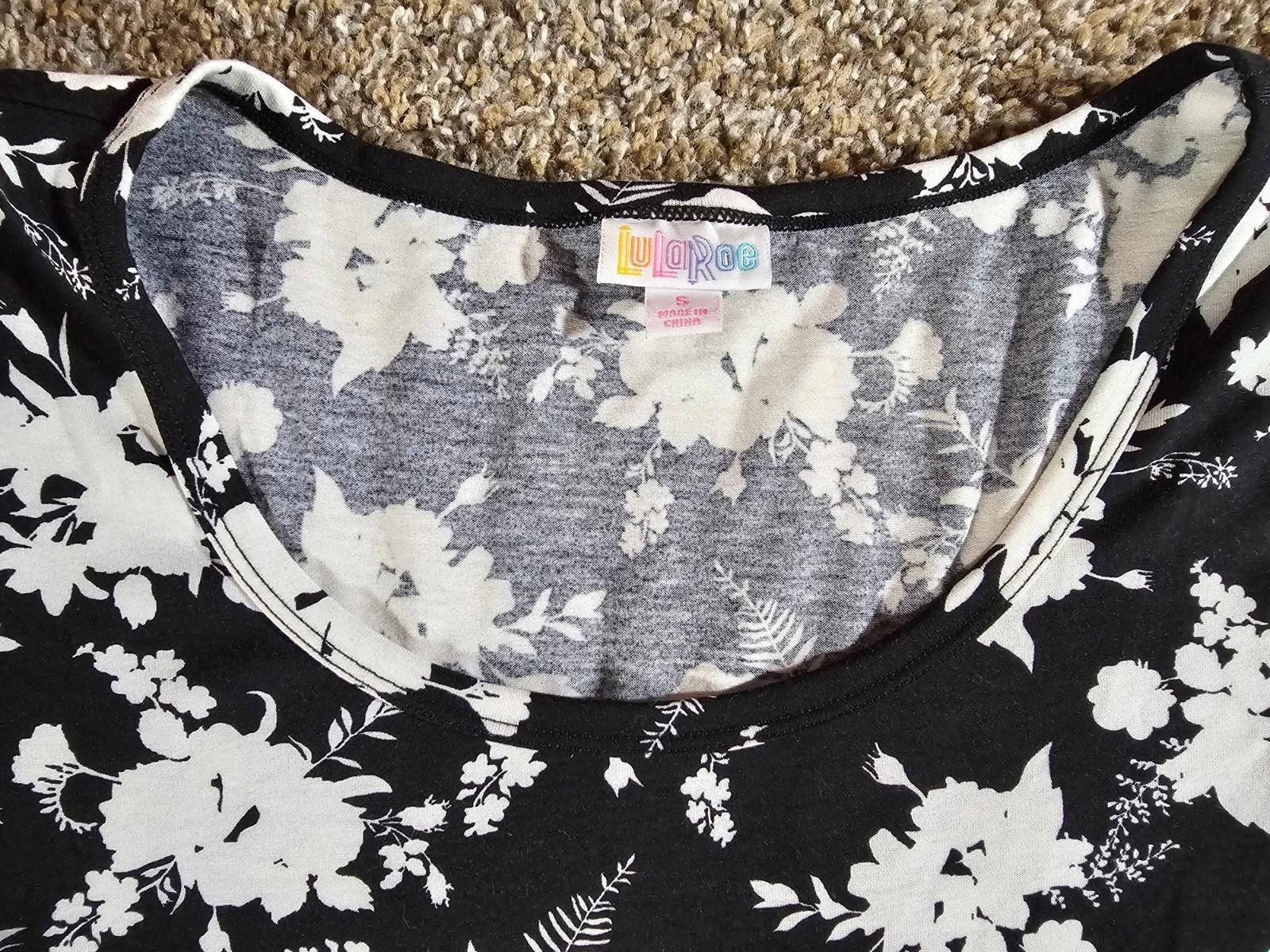 Designer LuLaRoe Black & White Floral Dress S Size S / US 4 / IT 40 - 2 Thumbnail