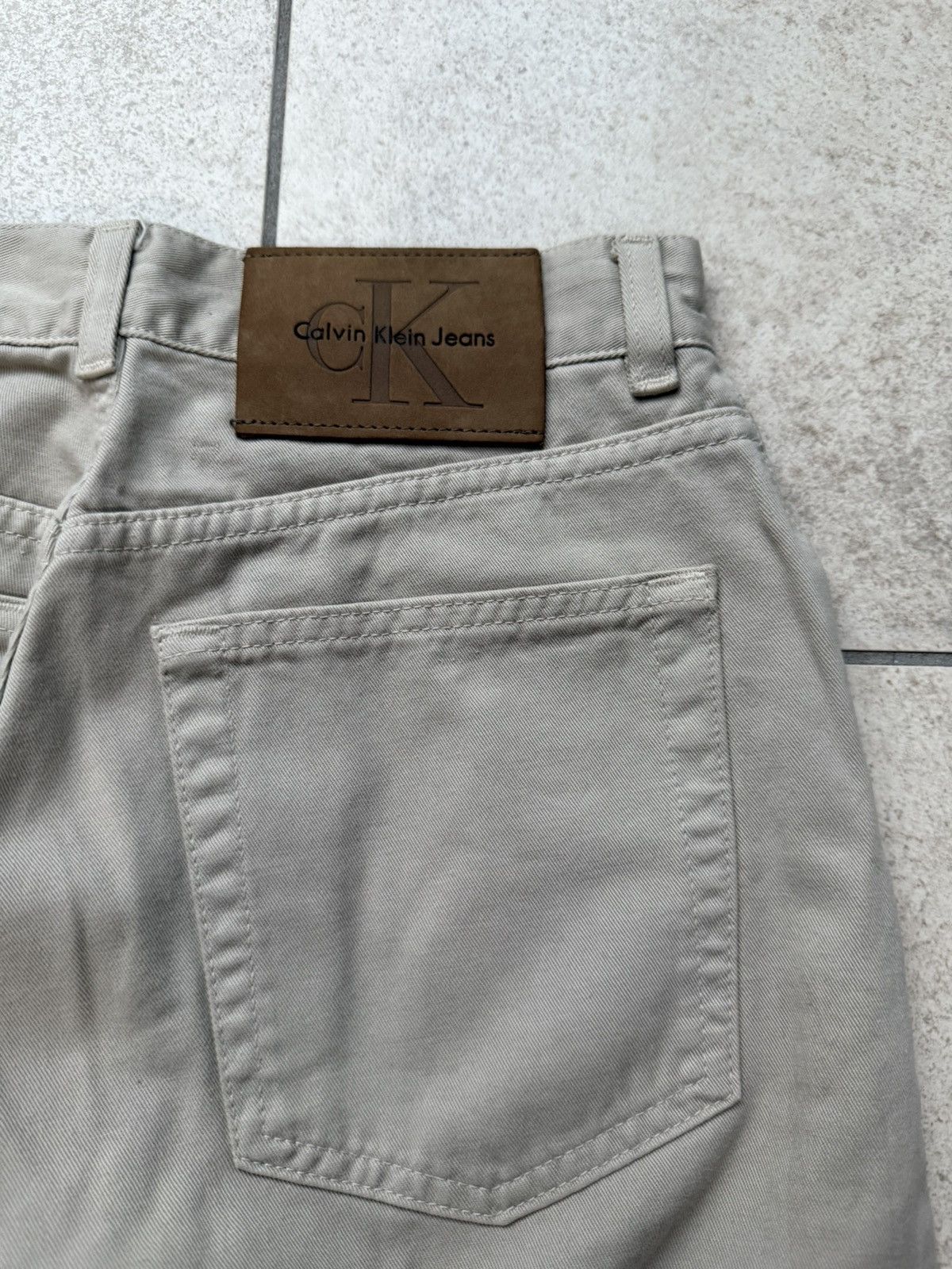 Calvin Klein Calvin Klein Light beige in size W26 Size US 26 / EU 42 - 8 Thumbnail
