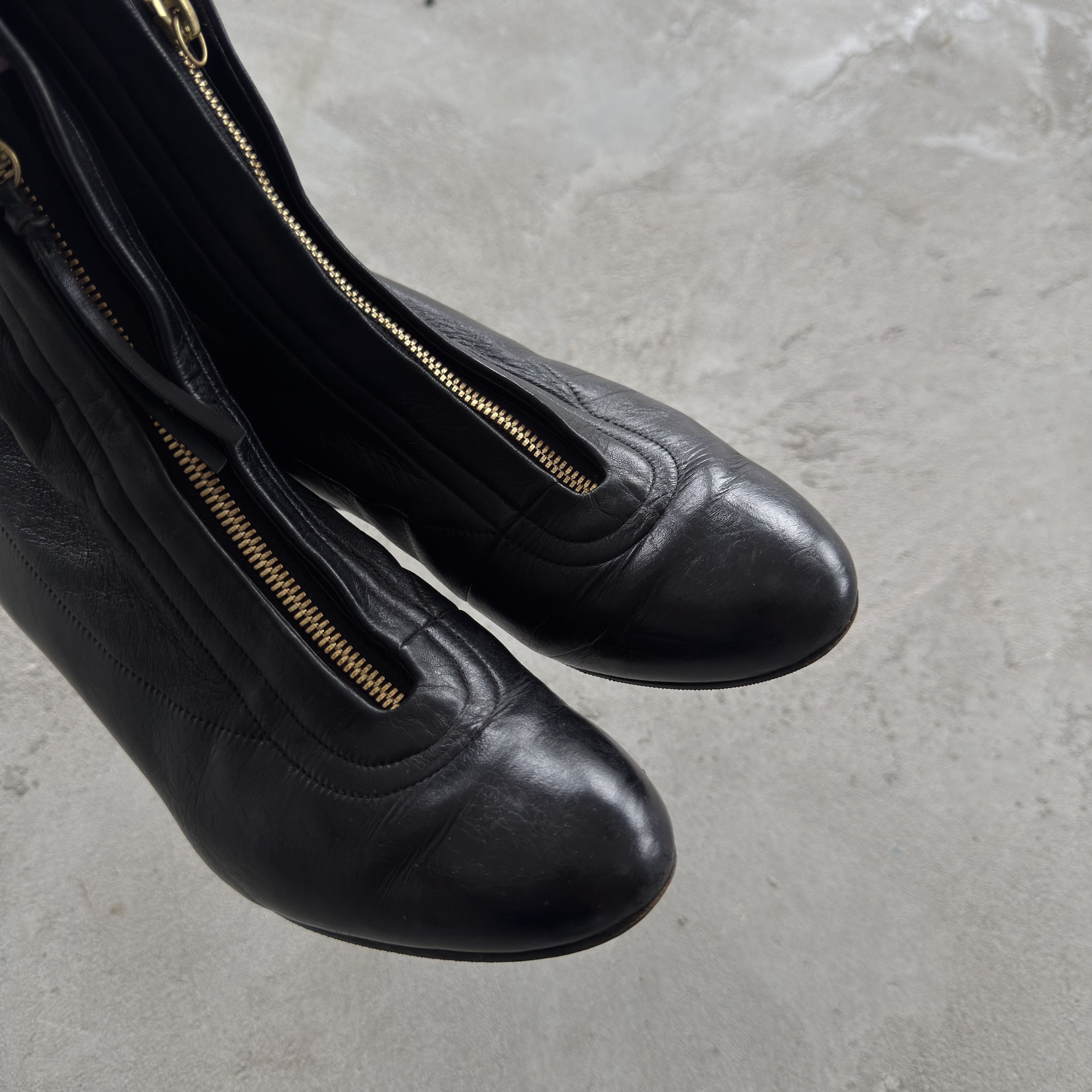Casadei Vintage 90s Casadei Black Leather Front-Zip Boots Gold Chain Size US 8 / IT 38 - 7 Thumbnail