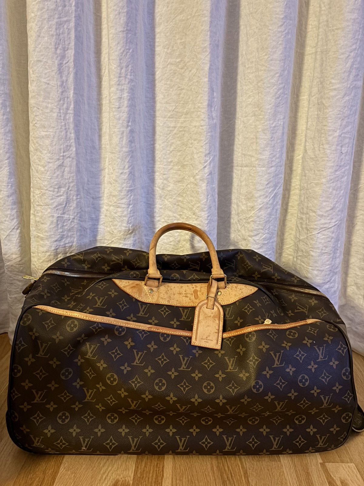 LOUIS VUITTON Paris Monogram Eole 60 Duffle Rolling Trolley