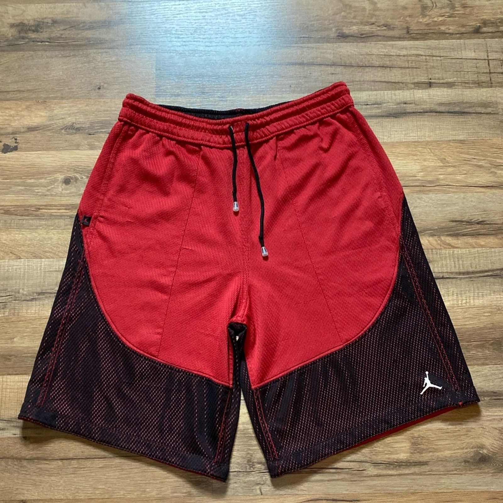 Jordan Brand Y2K Jordan Reversible Shorts Size US 34 / EU 50 - 2 Thumbnail