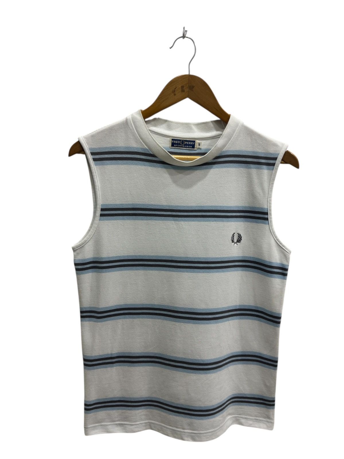 Fred Perry × Vintage Vintage 90’s Fred Perry Sleeveless Size US S / EU 44-46 / 1 - 1 Thumbnail