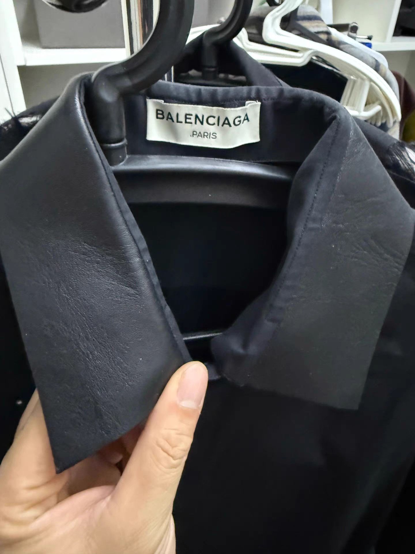 Balenciaga Balenciaga Leather Collar Shirt K27 Size US XXS / EU 40 - 2 Thumbnail