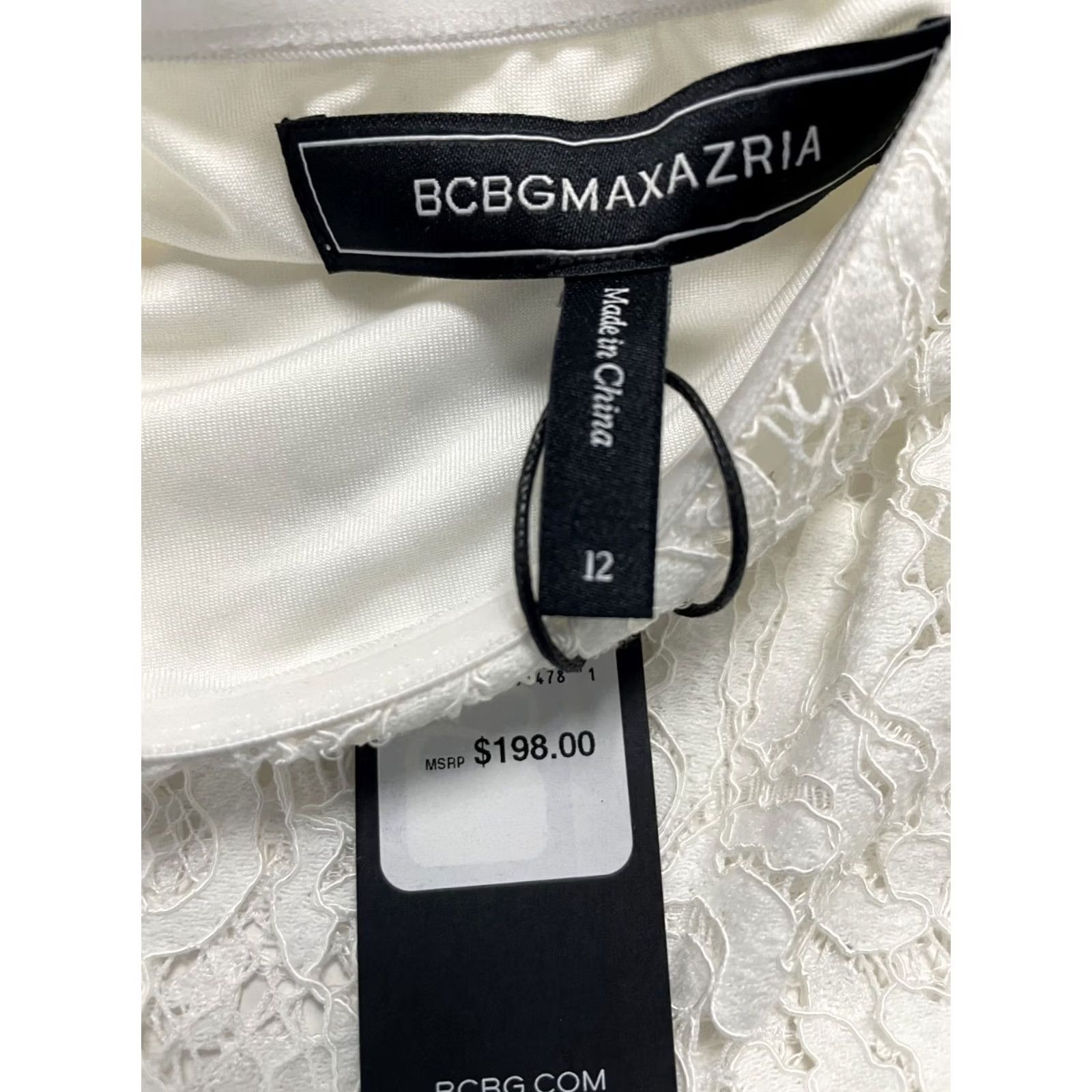 Bcbgmaxazria BCBGMAXAZRIA OFF SHOULDER LACE TOP SIZE 12 White Blouse Womens Size XL / US 12-14 / IT 48-50 - 2 Thumbnail