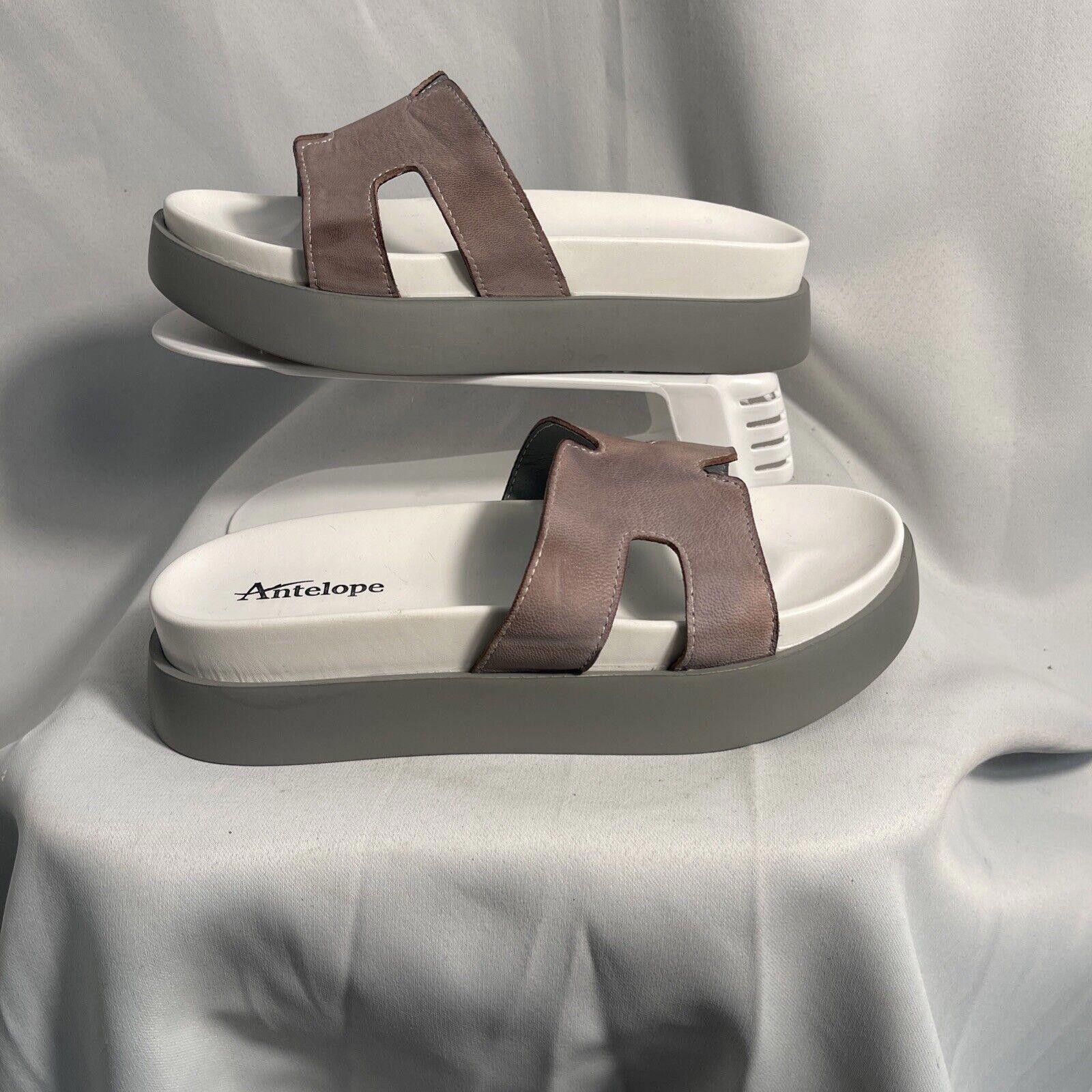 Designer Antelope Gray & White Leather Platform Slides sz 9.5 US Size US 9.5 / IT 39.5 - 2 Thumbnail