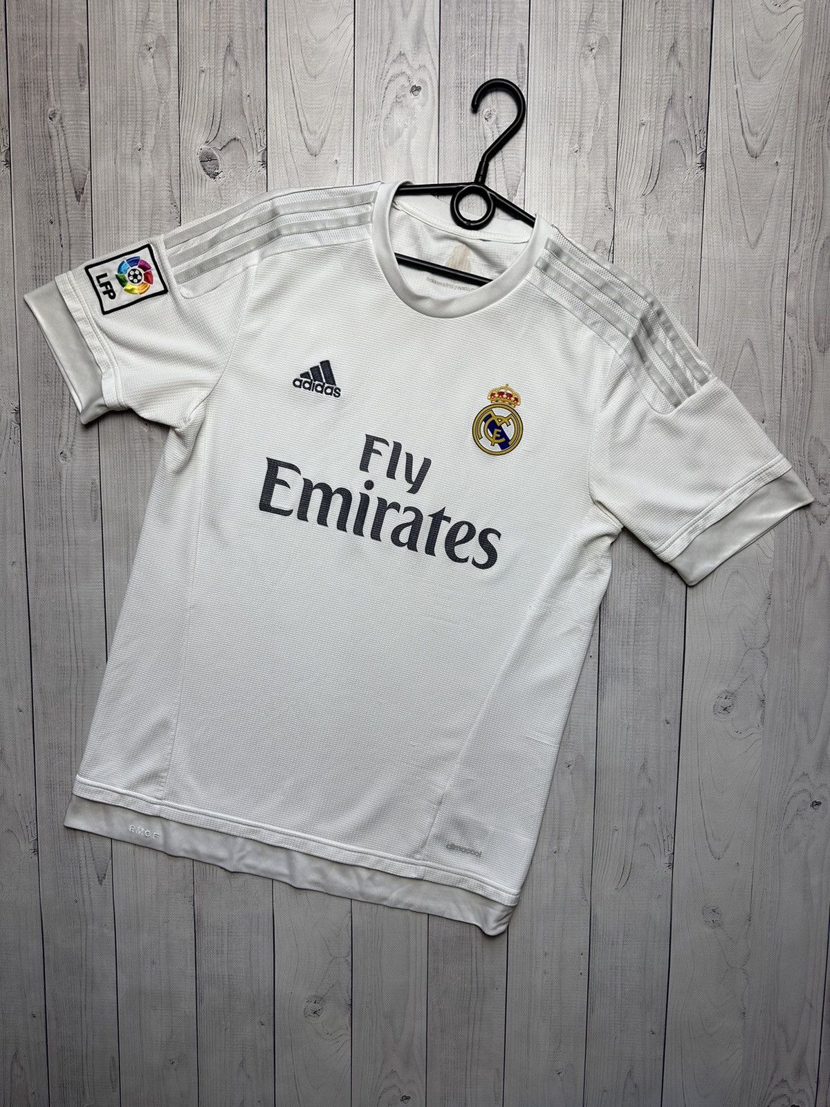 Adidas × Vintage Vintage Real Madrid soccer jersey size M adidas Size US M / EU 48-50 / 2 - 1 Thumbnail