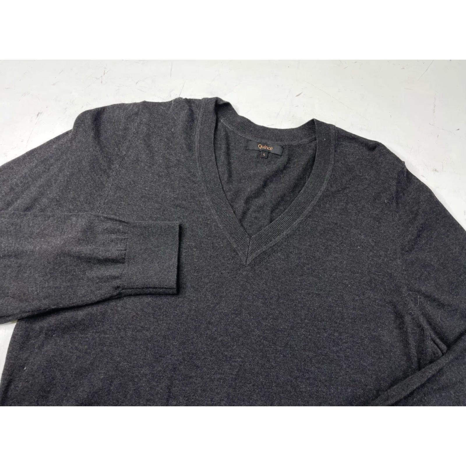 Quince Quince Lightweight Organic Cotton Cashmere V Neck Sweater Womens L Gray Pullover Knit Regular Size L / US 10 / IT 46 - 2 Thumbnail