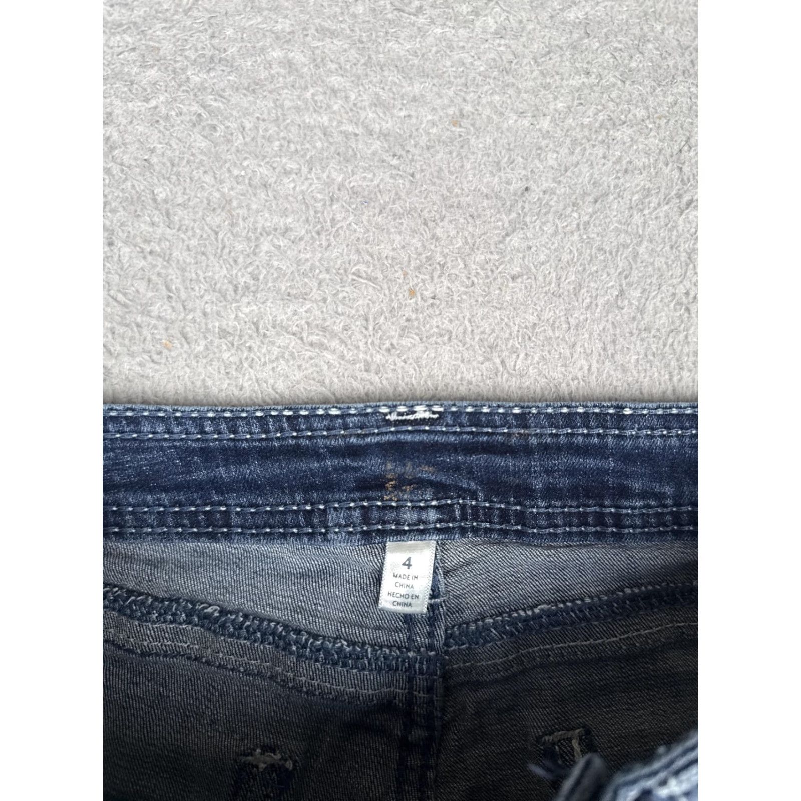 Vintage Seven7 Shorts Womens 4 Blue Denim Cutoff Frayed Hem Embroidered Stretch Pockets Size 27" / US 4 / IT 40 - 7 Thumbnail