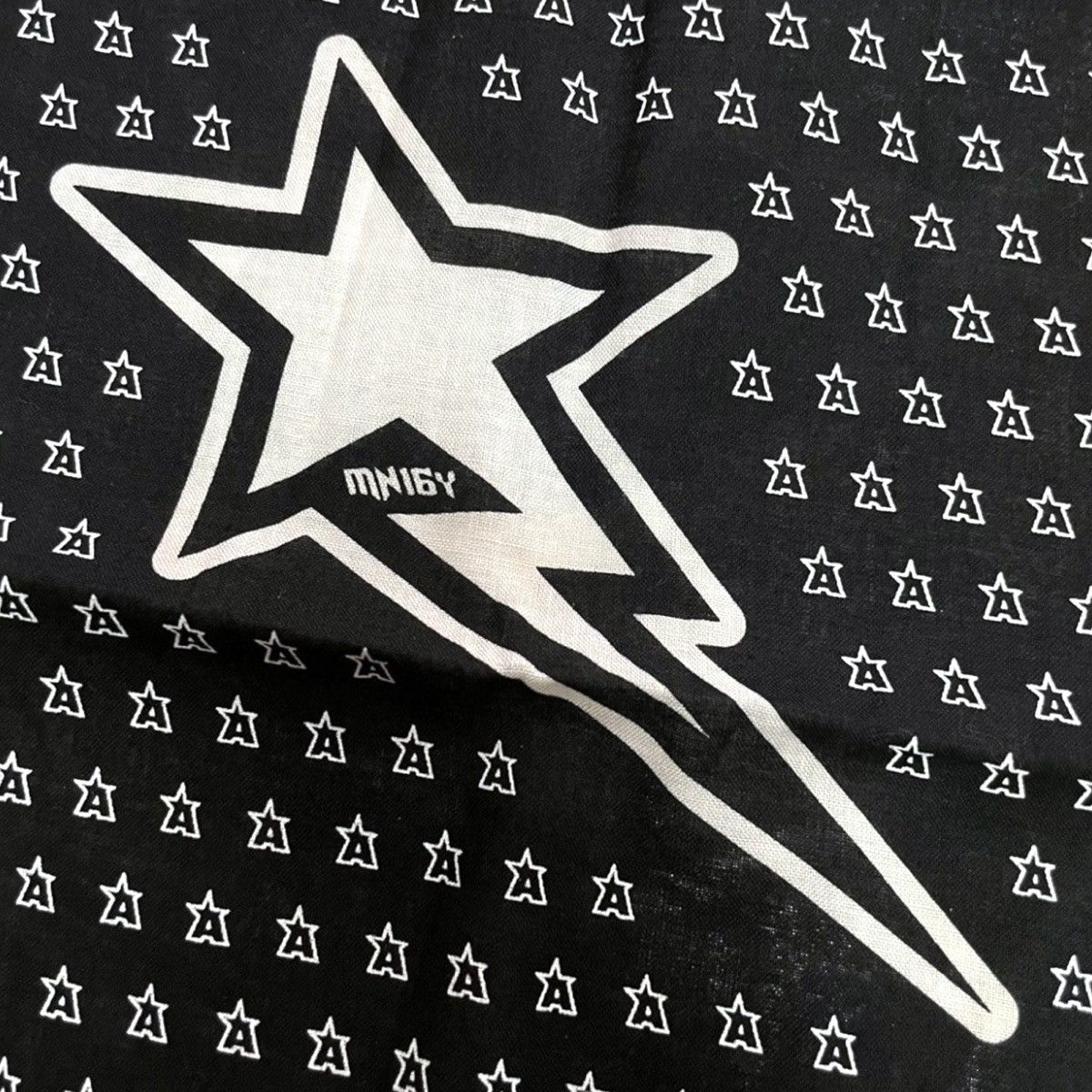 Bape 2001 Bapepsi Exclusive & 2002 Bapesta Bandana Handkerchief Size ONE SIZE - 10 Thumbnail