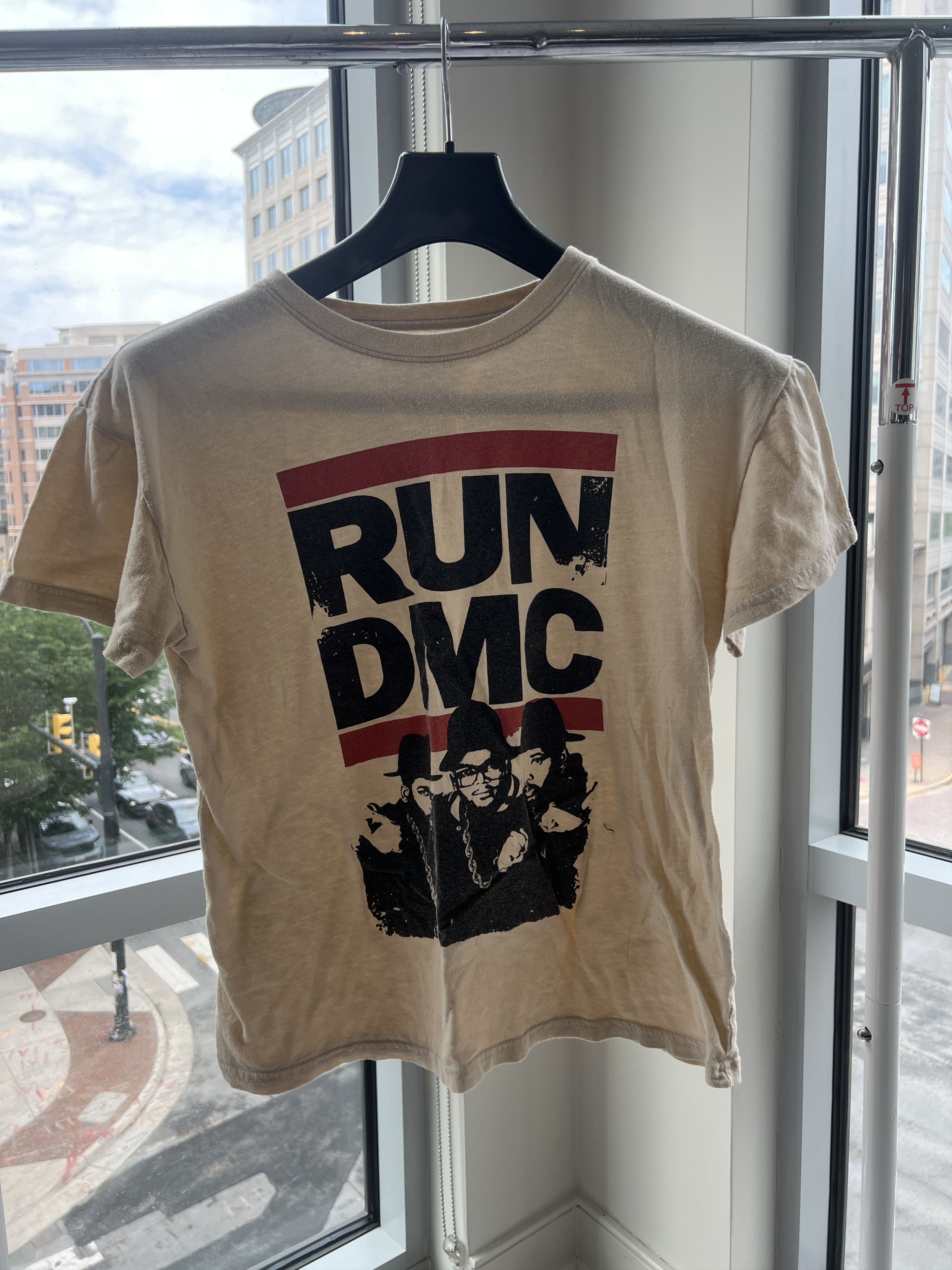 RUN DMC Run DMC Graphic T-Shirt Womens Medium Cream Vintage Size M / US 6-8 / IT 42-44 - 1 Thumbnail