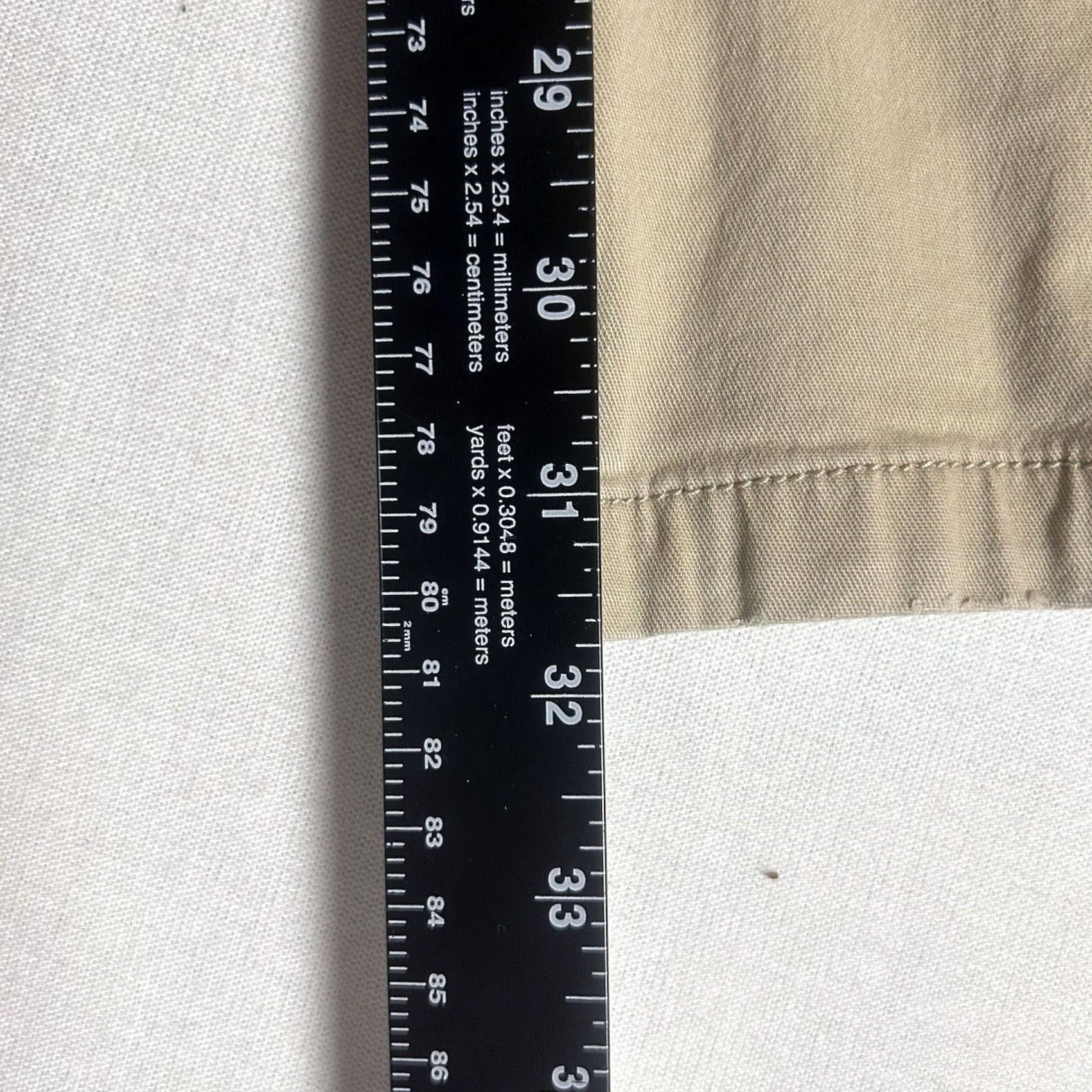 Old Navy Old Navy Khaki Pants Mens 34x34 Classic Straight Leg Workwear Beige Khakis Pants Mens Size US 34 / EU 50 - 7 Thumbnail