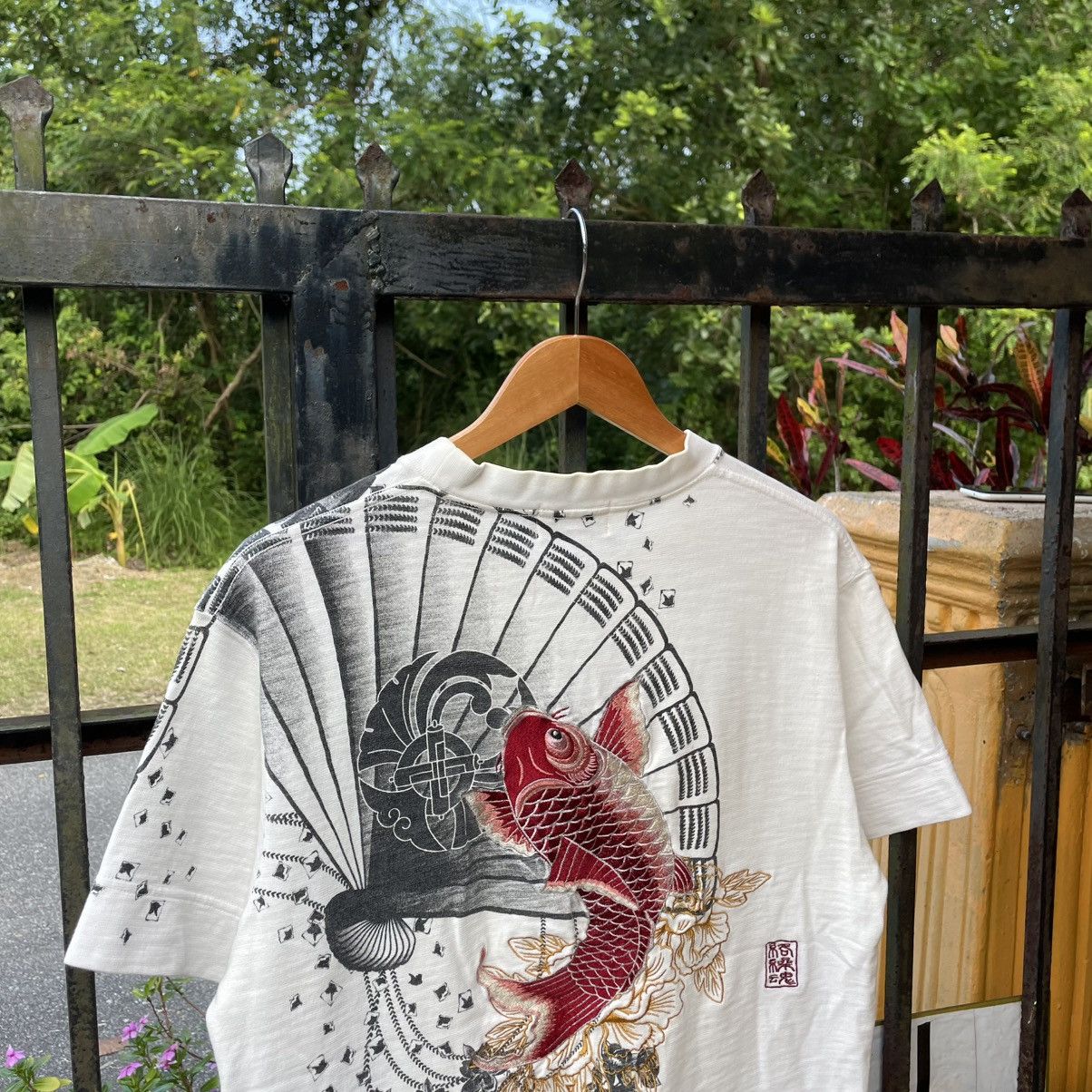 Karakuri Tamashii 🔥🇯🇵Karakuri Tamashi Embroidered Fish Koi Sukajan Tattoo Tee Size US L / EU 52-54 / 3 - 2 Thumbnail
