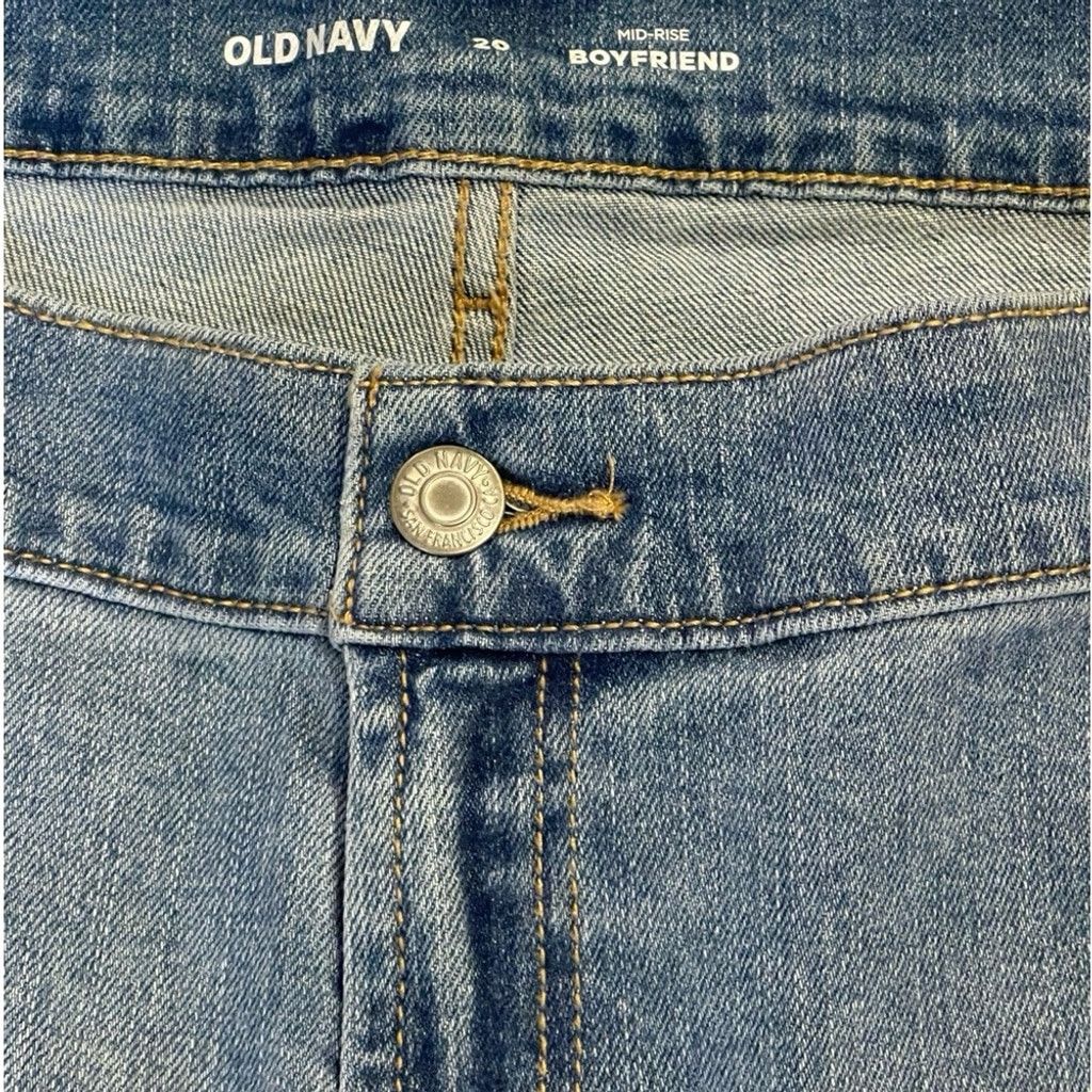 Old Navy Old Navy Mid-Rise BF Straight Cut-Off Ankle Jeans Light 20 Size 42" / US 20 - 6 Thumbnail