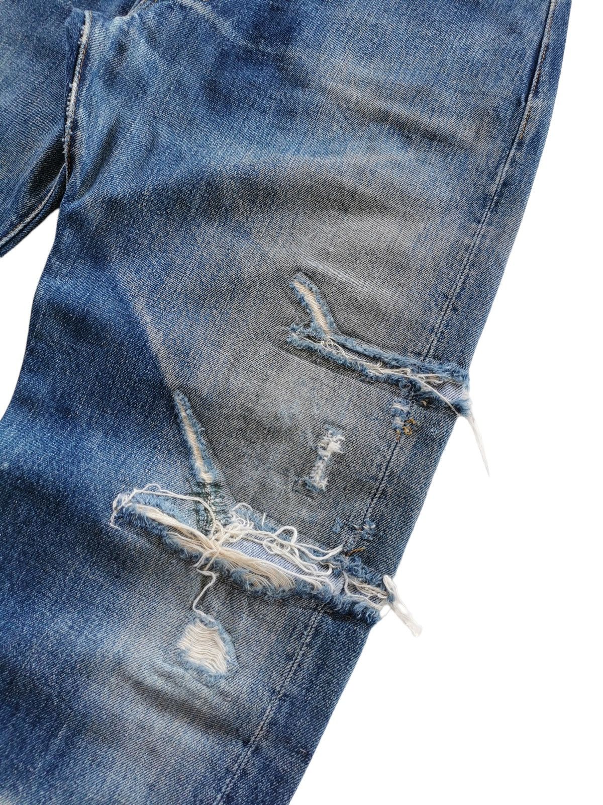 Levi's × Vintage × Who Decides War Levis 501xx Selvedge Style Who Decide War Size US 33 - 6 Thumbnail