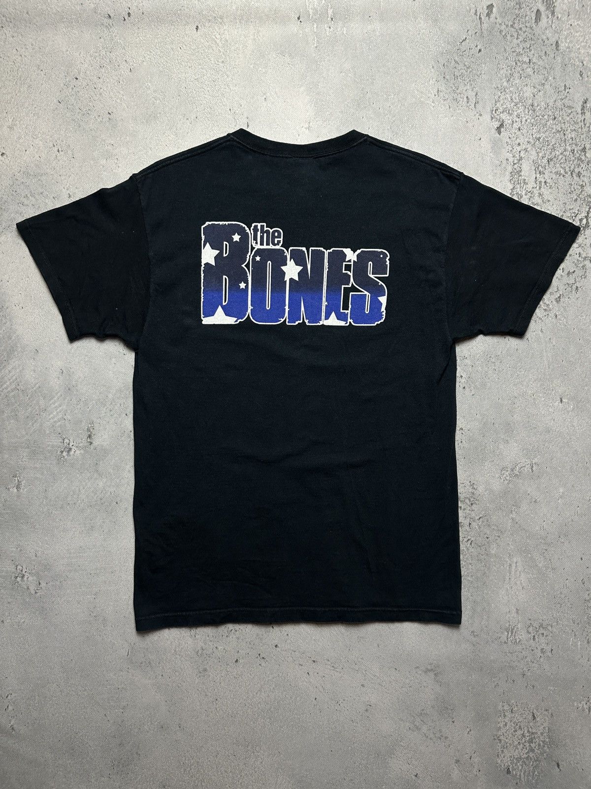 Band Tees The Bones Tee Vintage USA Rare Jolly Roger Opium Skull y2k Size US L / EU 52-54 / 3 - 2 Thumbnail