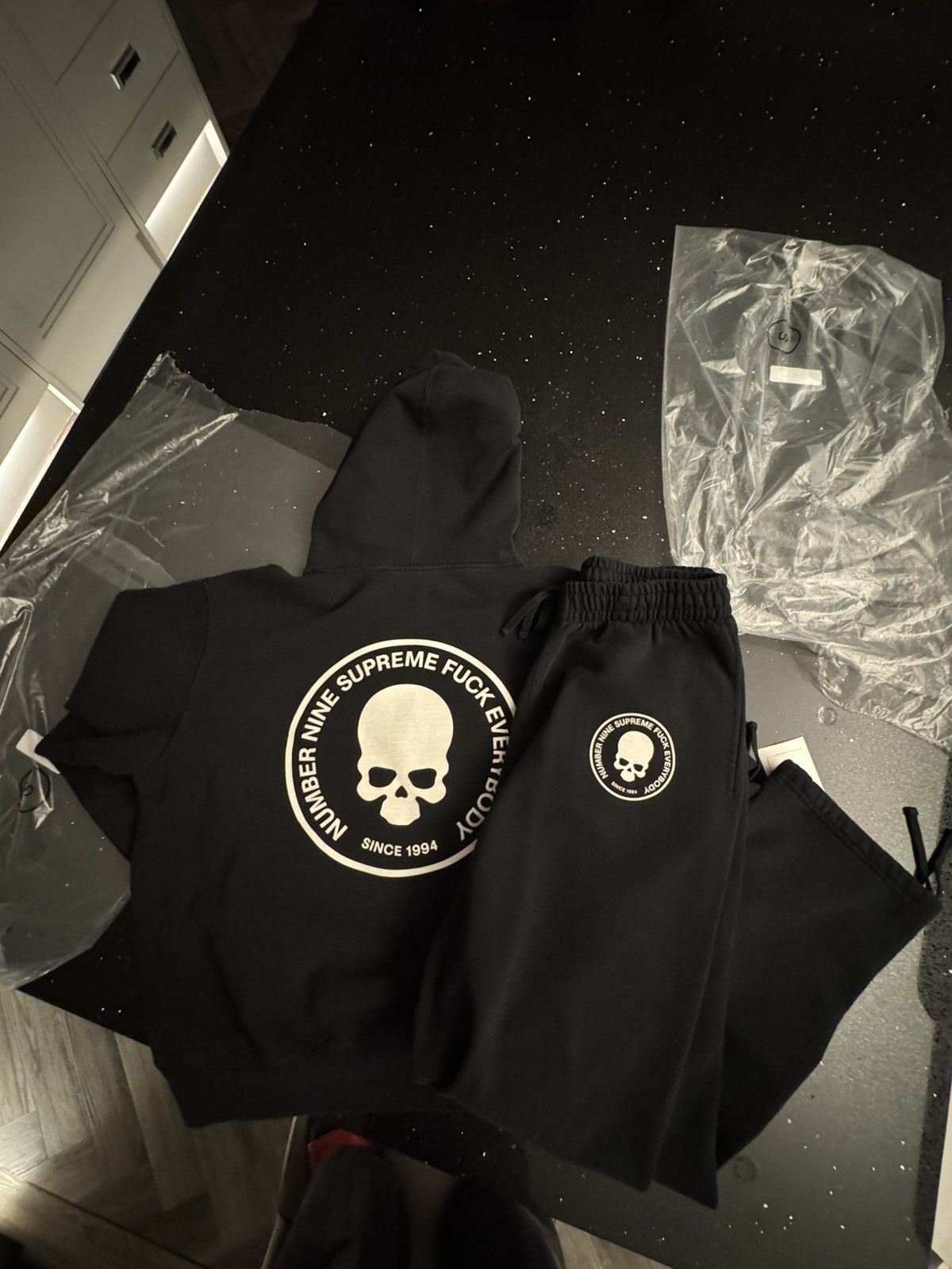 Number (N)ine × Supreme Supreme®/Number (N)ine sweatshirt + Drawstring Sweatpant Size US S / EU 44-46 / 1 - 1 Thumbnail