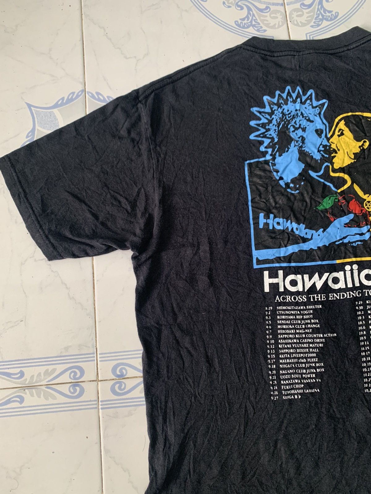 Band Tees Vtg 2003 Hawaiian6 Punk Rock Japan Band Tee Size US L / EU 52-54 / 3 - 7 Thumbnail