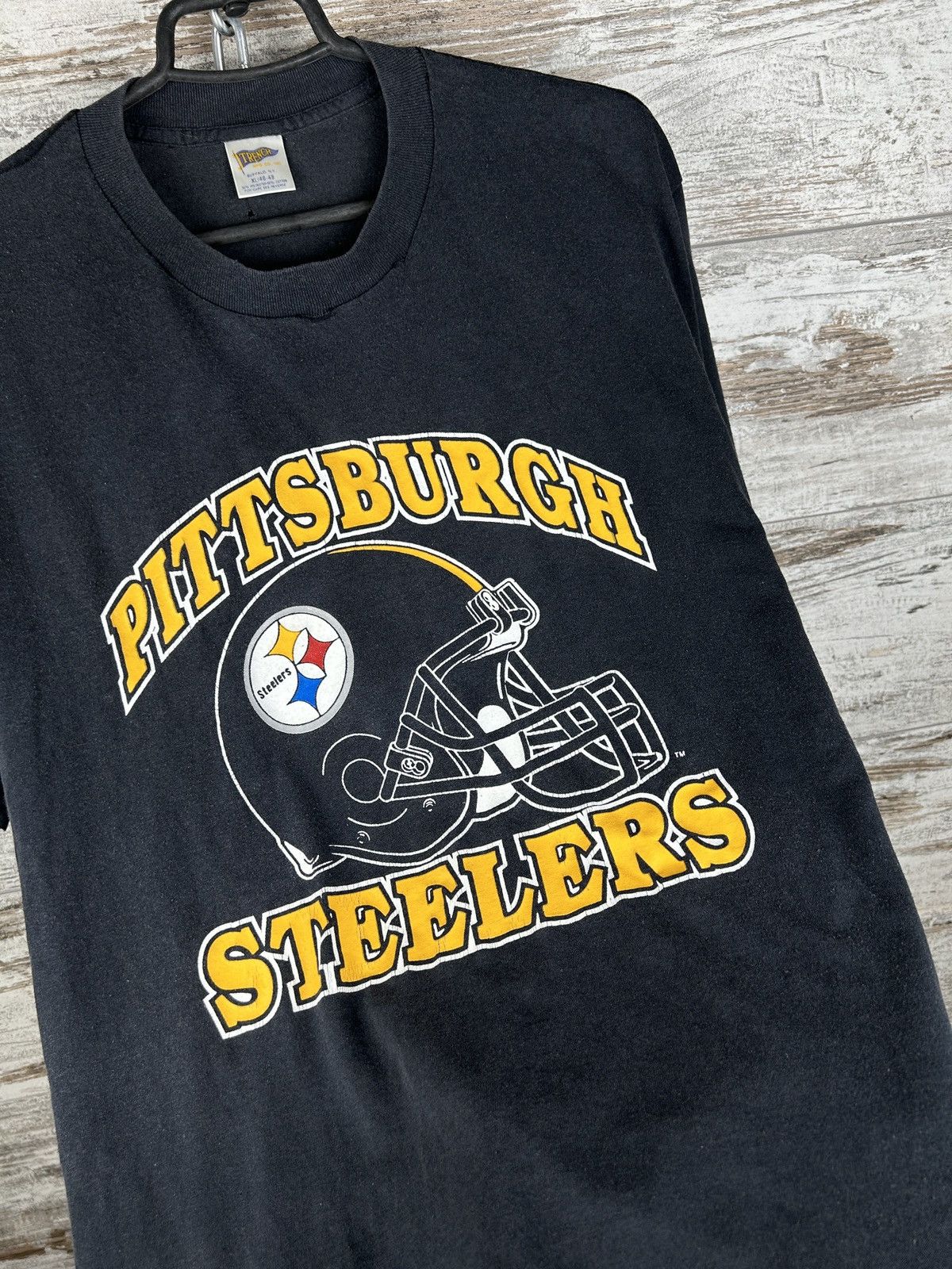 NFL × Vintage Mens Vintage Pittsburgh Steelers T Shirt NFL rare tee 90s Size US XL / EU 56 / 4 - 12 Thumbnail