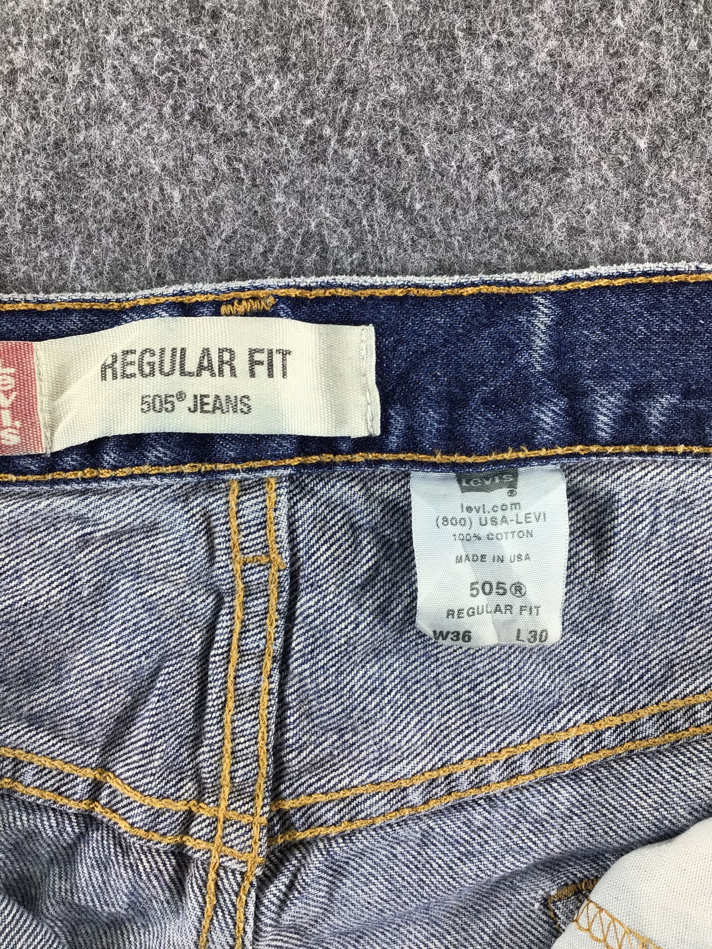 Levi's Faded Blue Vintage Levis 505 Jeans Distressed Denim -J469 Size US 36 / EU 52 - 10 Thumbnail