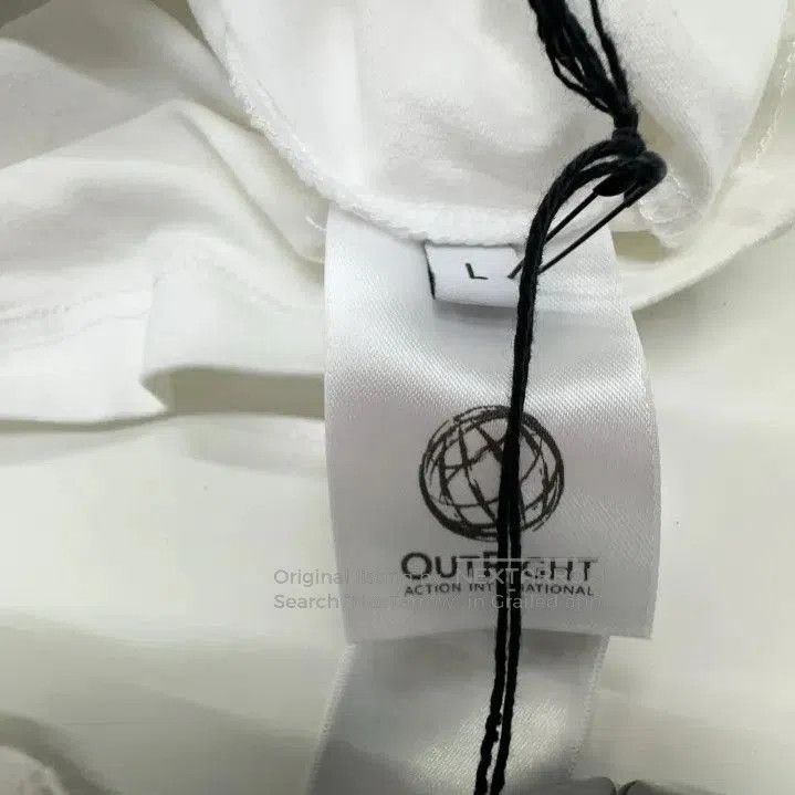 Balenciaga Balenciaga Sleeveless Logo Tank Top for Men. Size US L / EU 52-54 / 3 - 5 Thumbnail