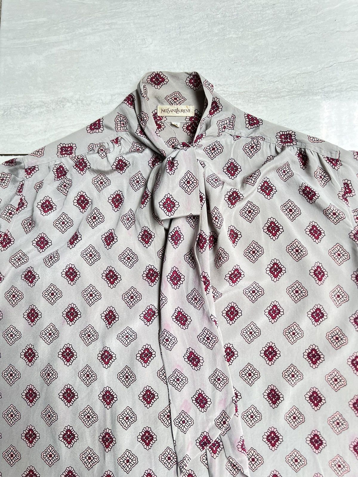 Yves Saint Laurent Yves Saint Laurent YSL Motive Blouse Size L / US 10 / IT 46 - 8 Thumbnail