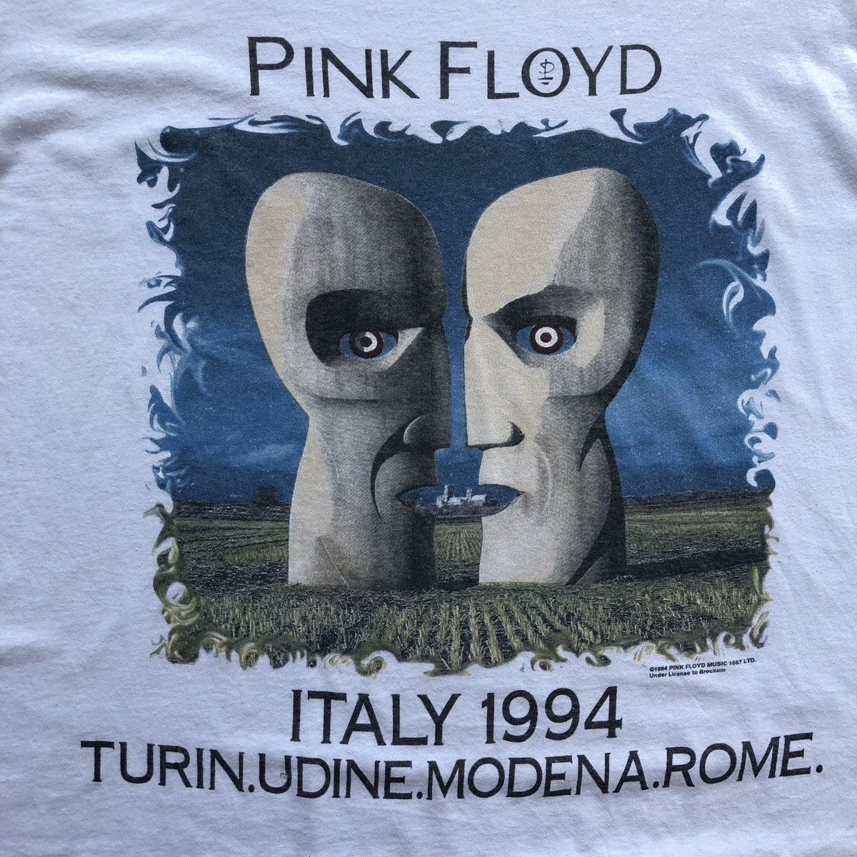 Pink Floyd Pink Floyd 1994 Italy Tour The Division Bell 90’s T-Shirt Size US S / EU 44-46 / 1 - 5 Thumbnail