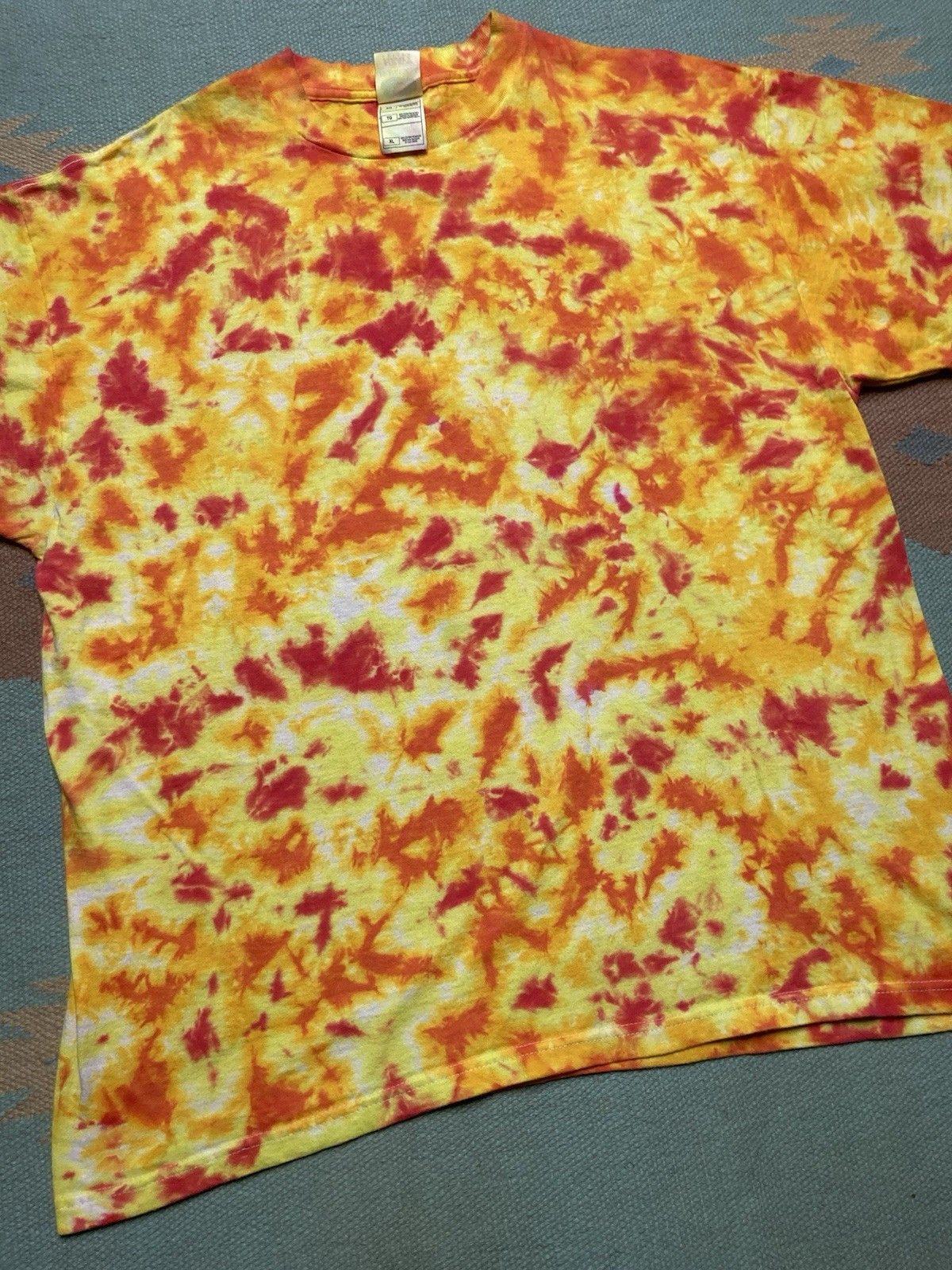 Vintage Vtg tie dye t shirt fruit of loom cotton sunburst hippie XL Size US XL / EU 56 / 4 - 2 Thumbnail