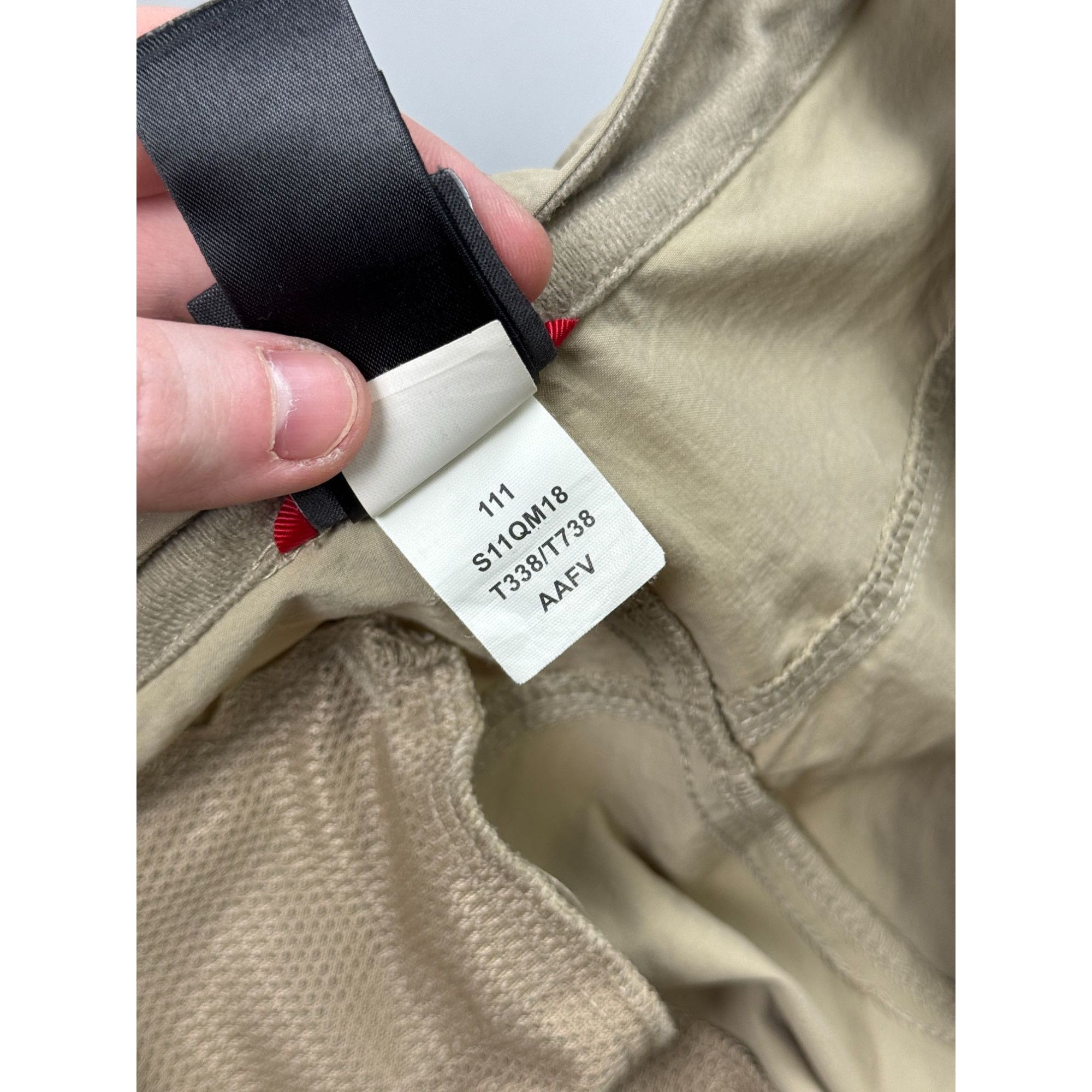 The North Face The North Face Beige Nylon Cargo Trail Pants (Y1190) Size US 32 / EU 48 - 13 Thumbnail